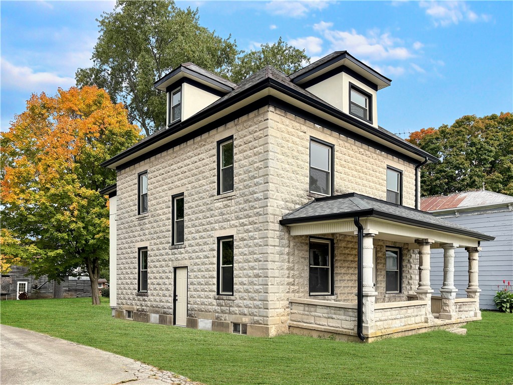 724 Martin Street — photo