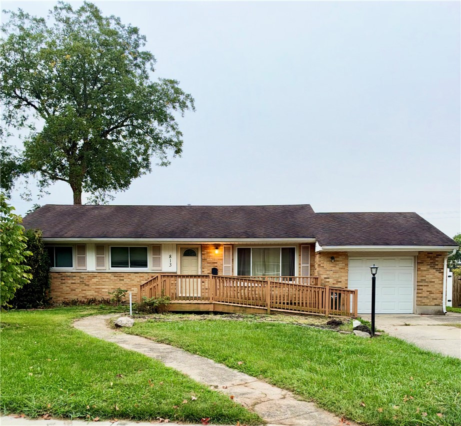 813 Sanders Drive — photo
