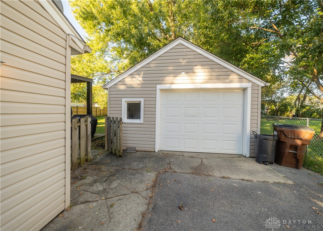 305 Lockheed Drive, Vandalia, OH 45377 — photo 3