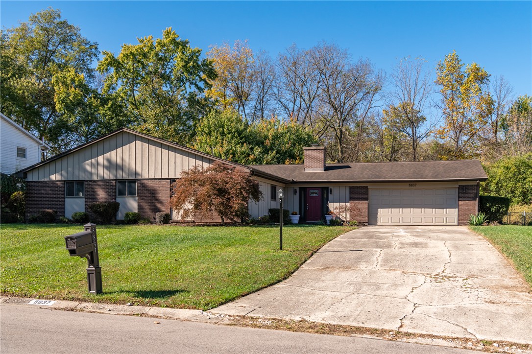 5837 Jennysim Place — photo