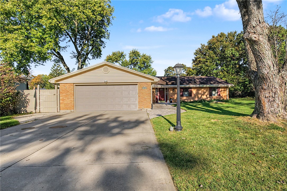 5613 Red Coach Road — photo
