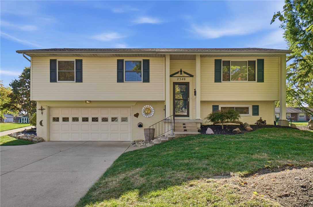 2340 Delavan Drive — photo