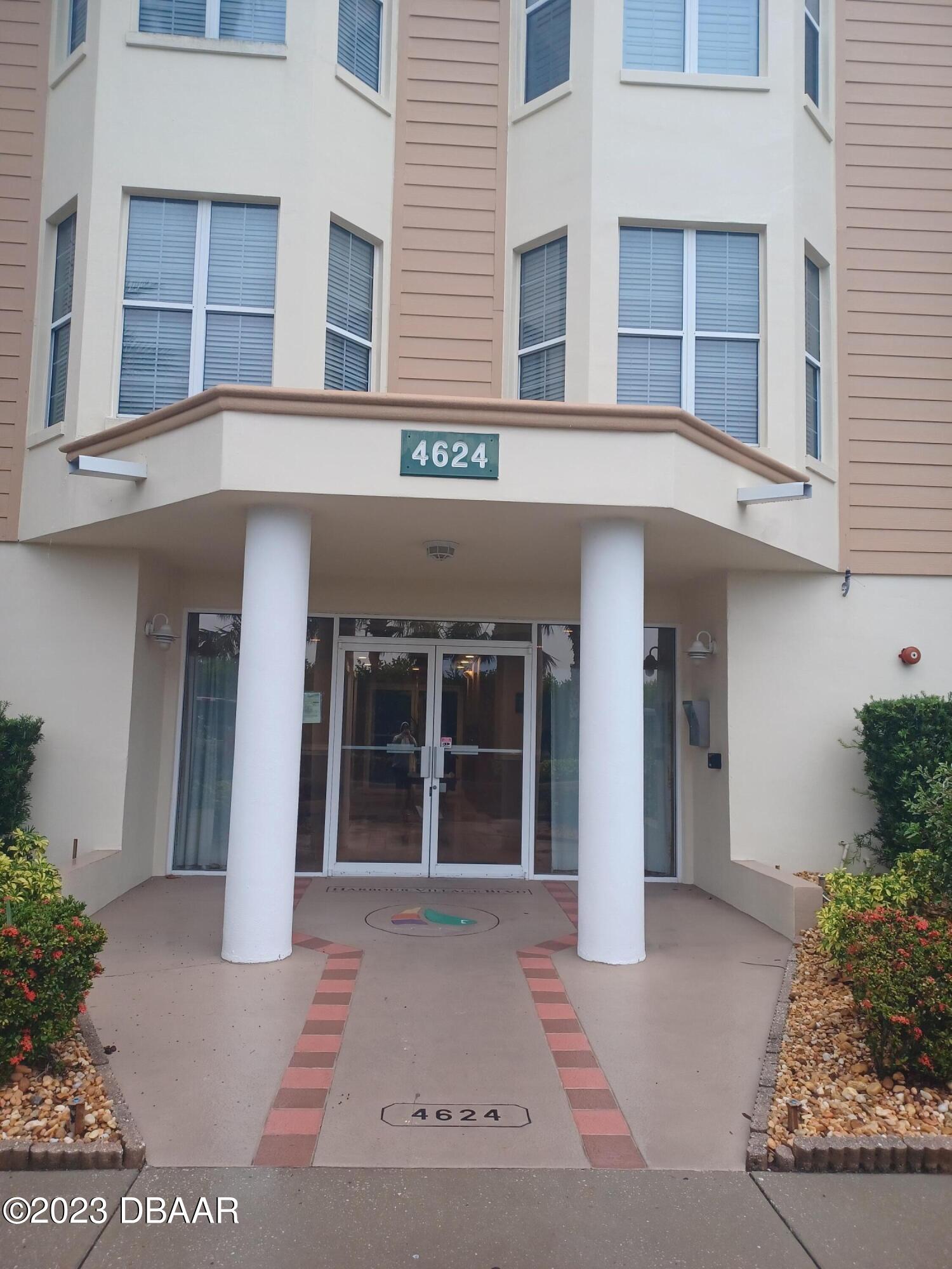 4624 Harbour Village Boulevard 4304 — photo