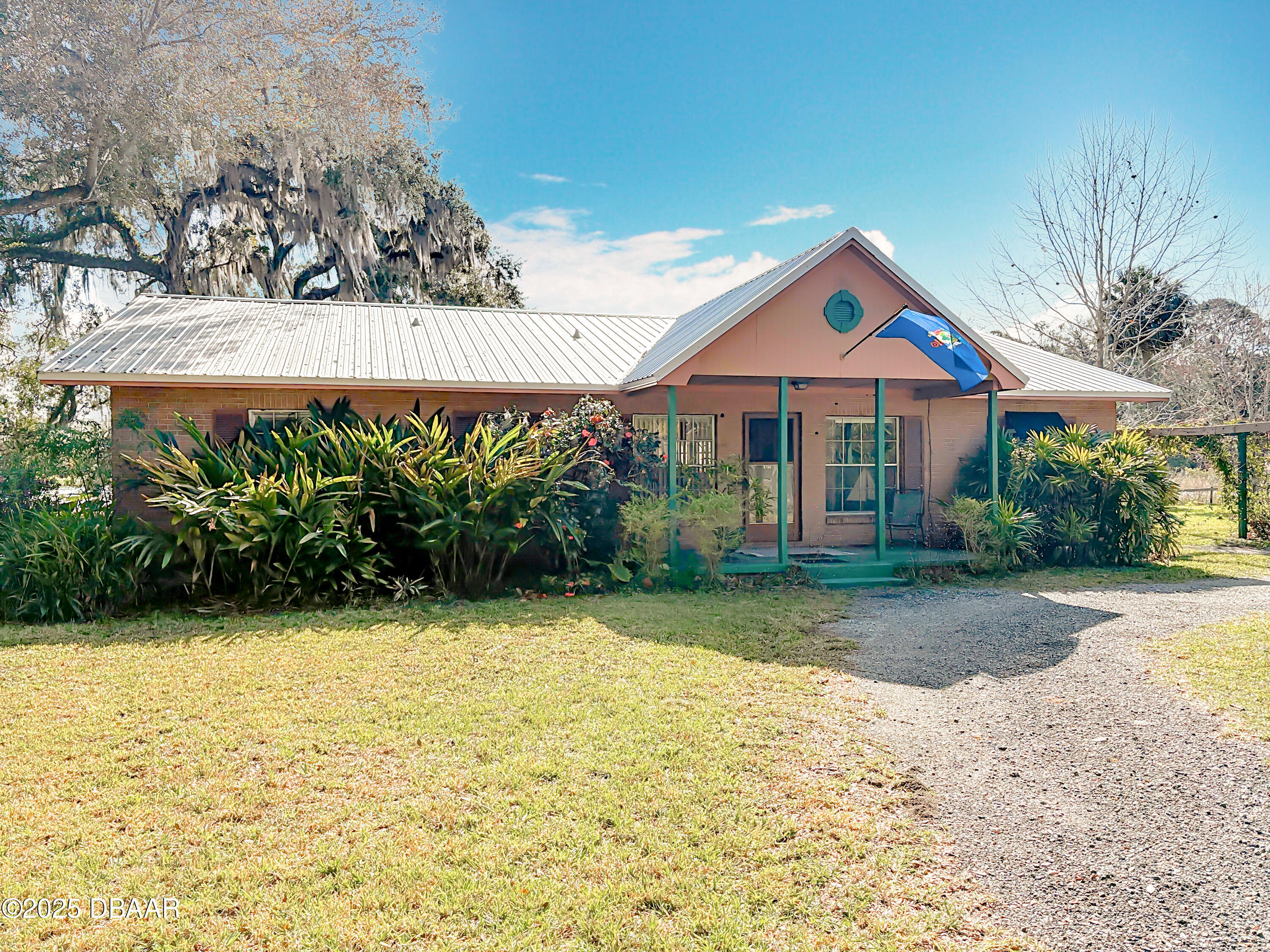 5780 Johnson Lake Road — photo