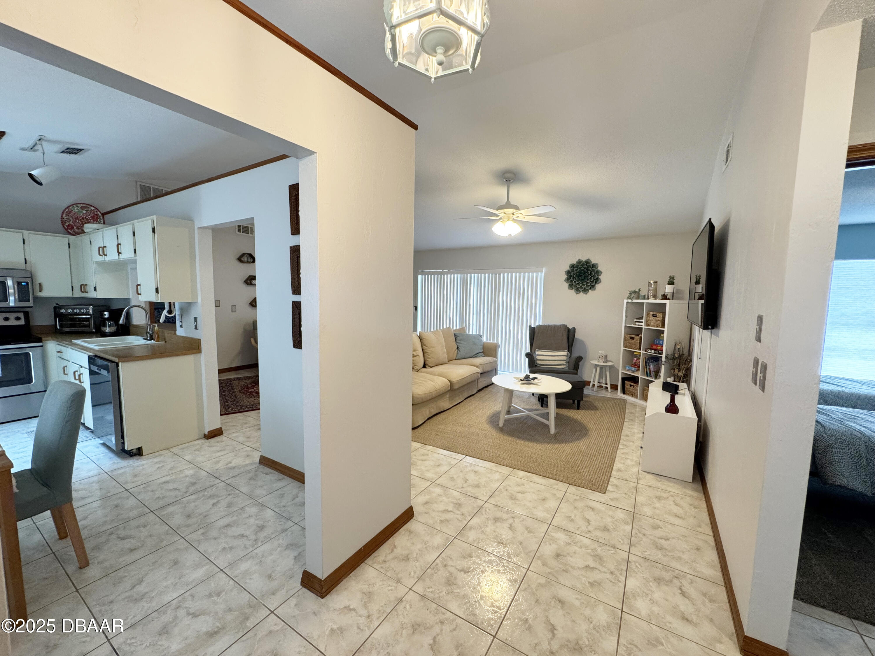 54 Capistrano Drive, Ormond Beach, FL 32176 — photo 2