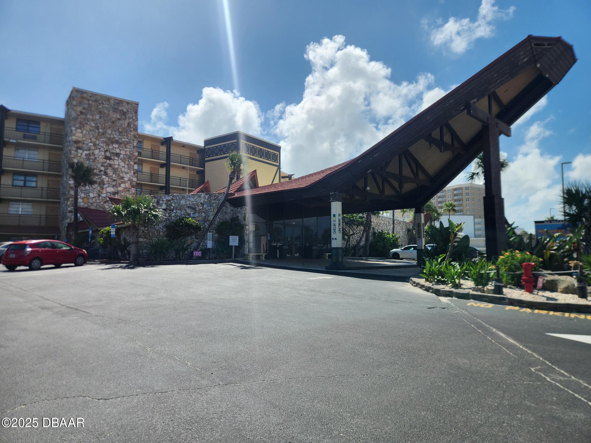 2301 S Atlantic Avenue 520 — photo
