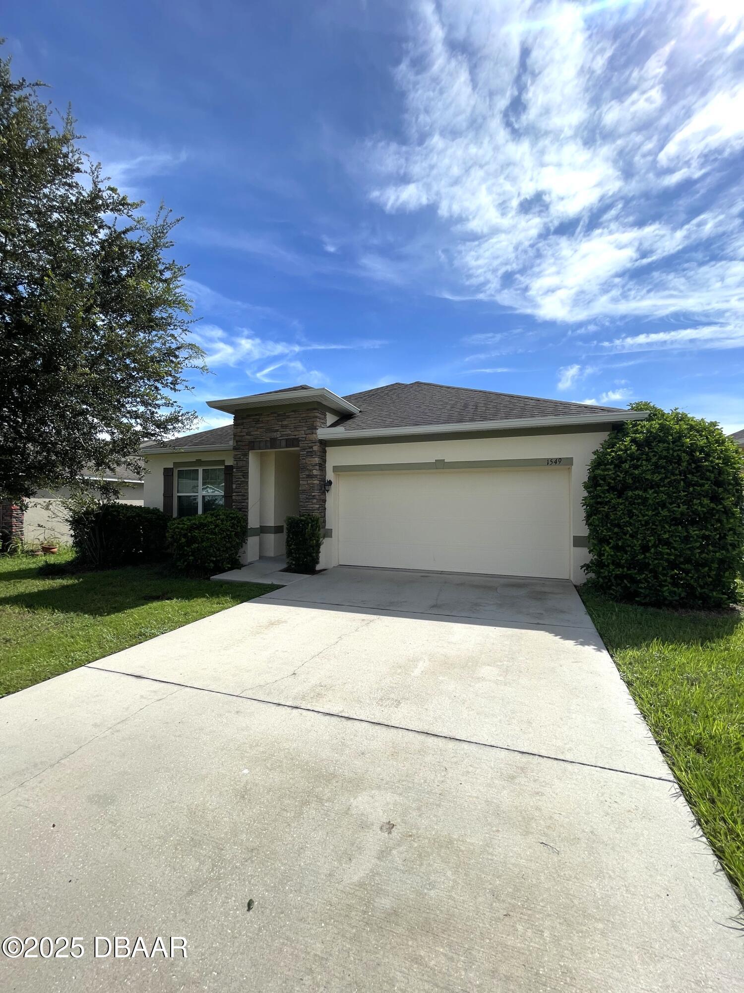 1549 Sterns Drive — photo