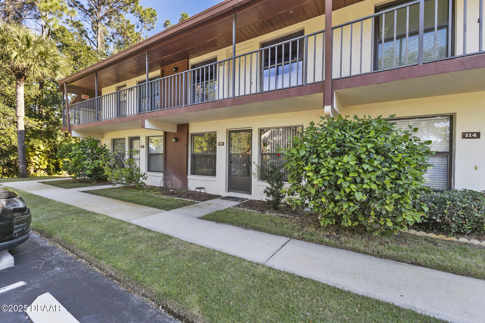 112 Lacosta Lane 115 — photo