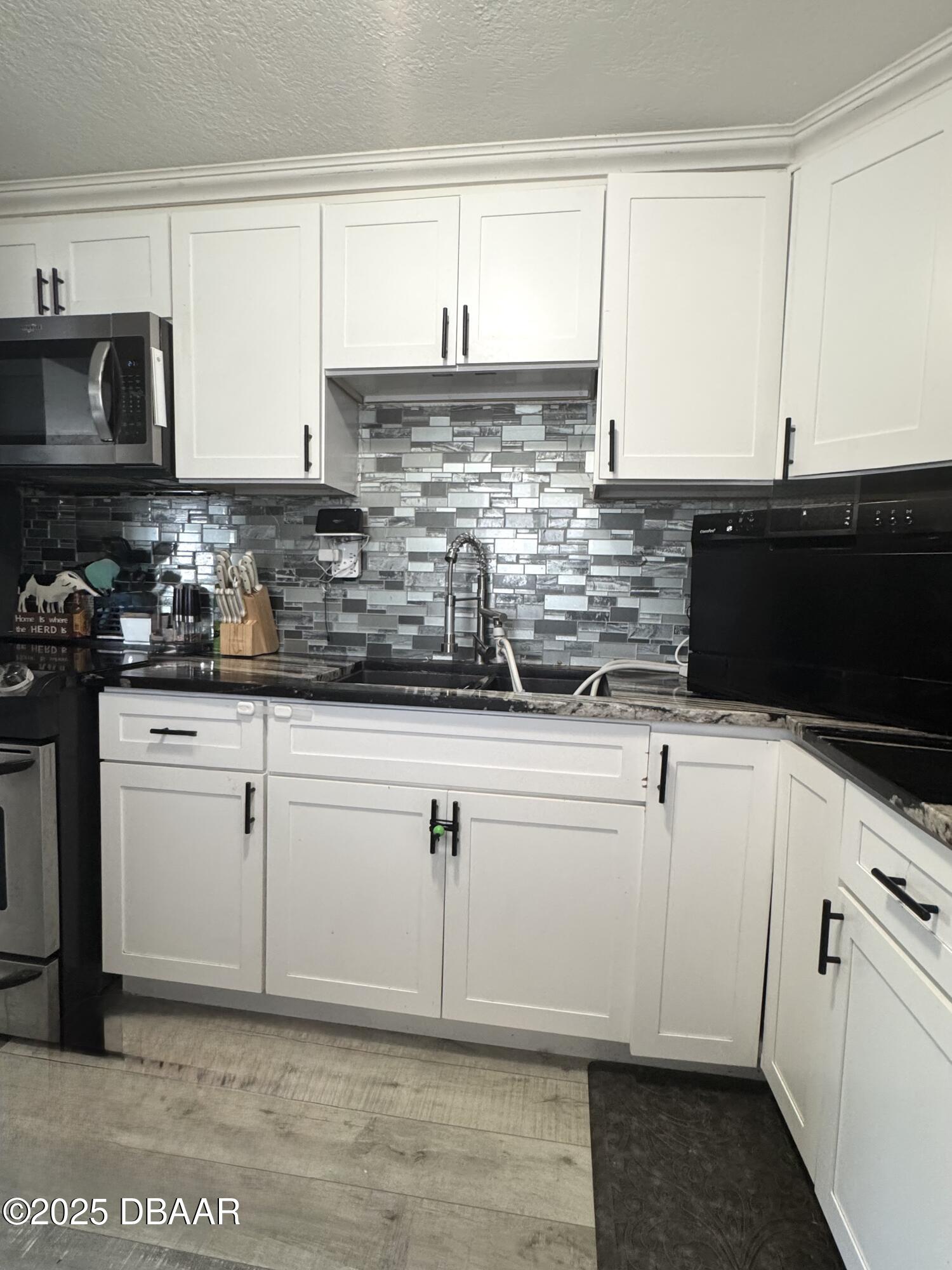 409 Adele Street, Edgewater, FL 32132 — photo 3