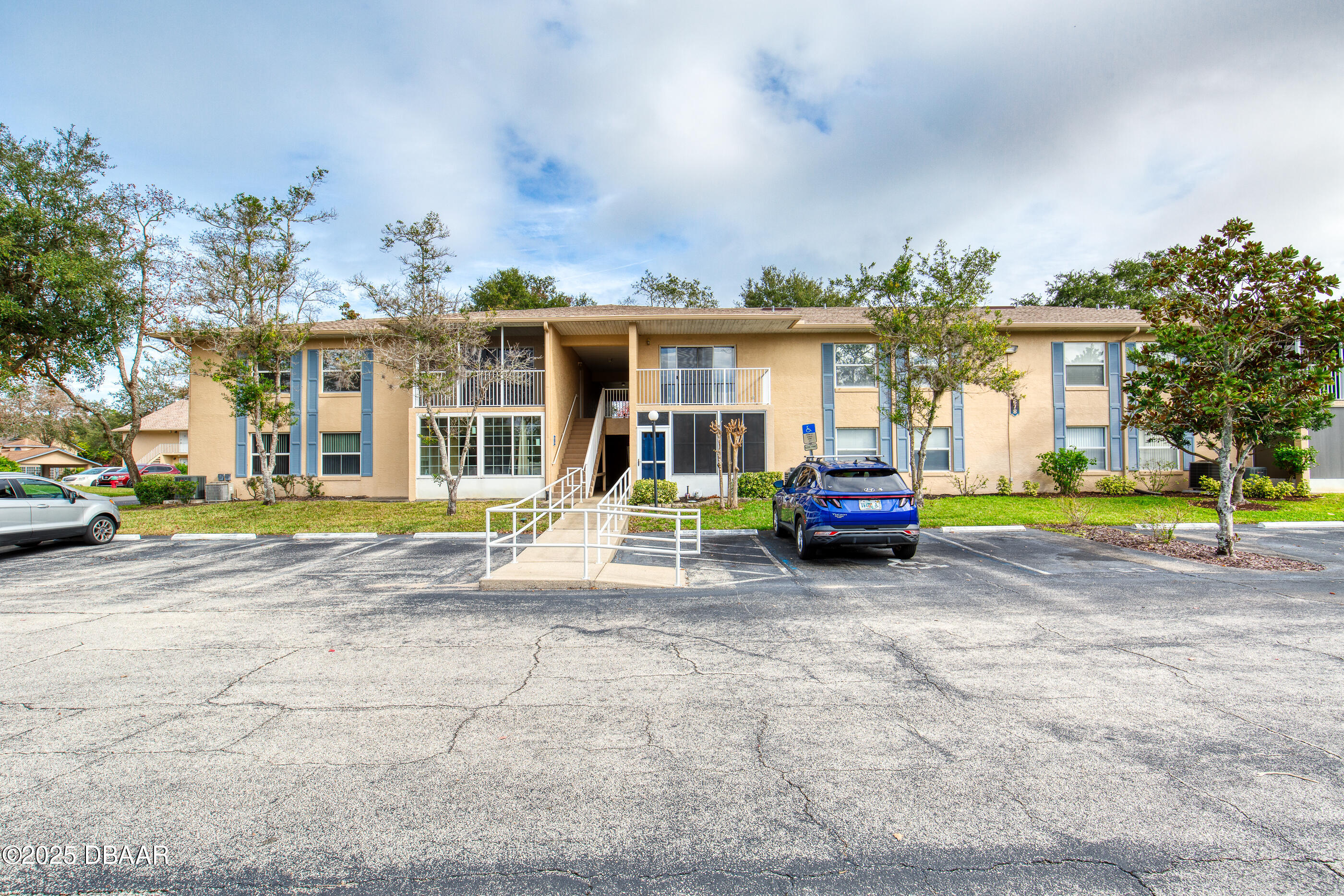 678 Wellington Station Boulevard 60 — photo