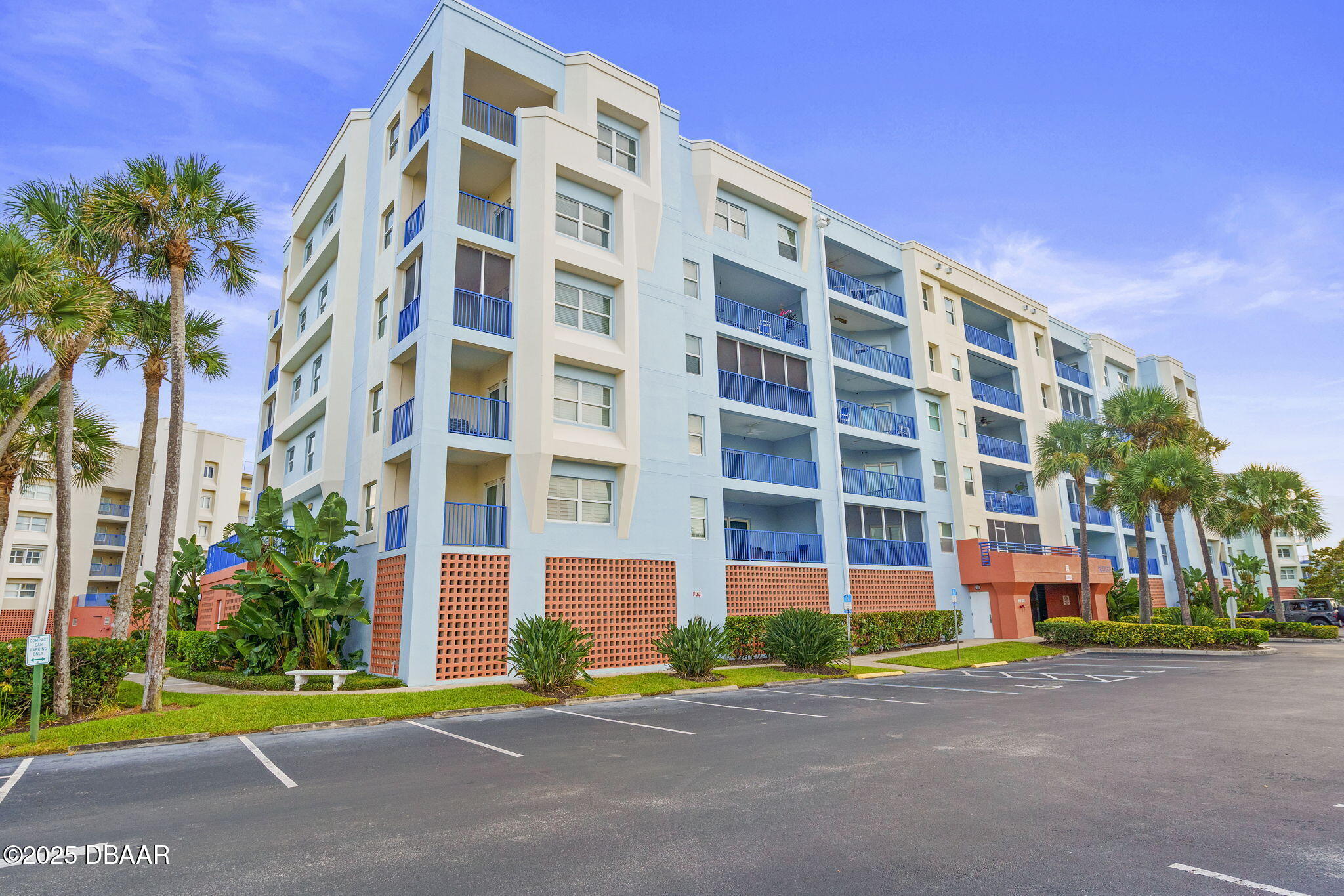 5300 S Atlantic Avenue 2303 — photo