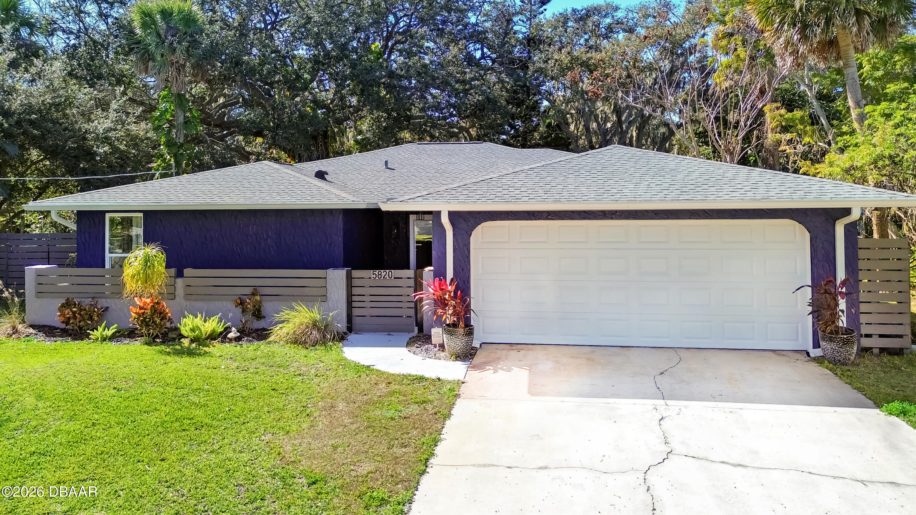 5820 Riverside Drive — photo