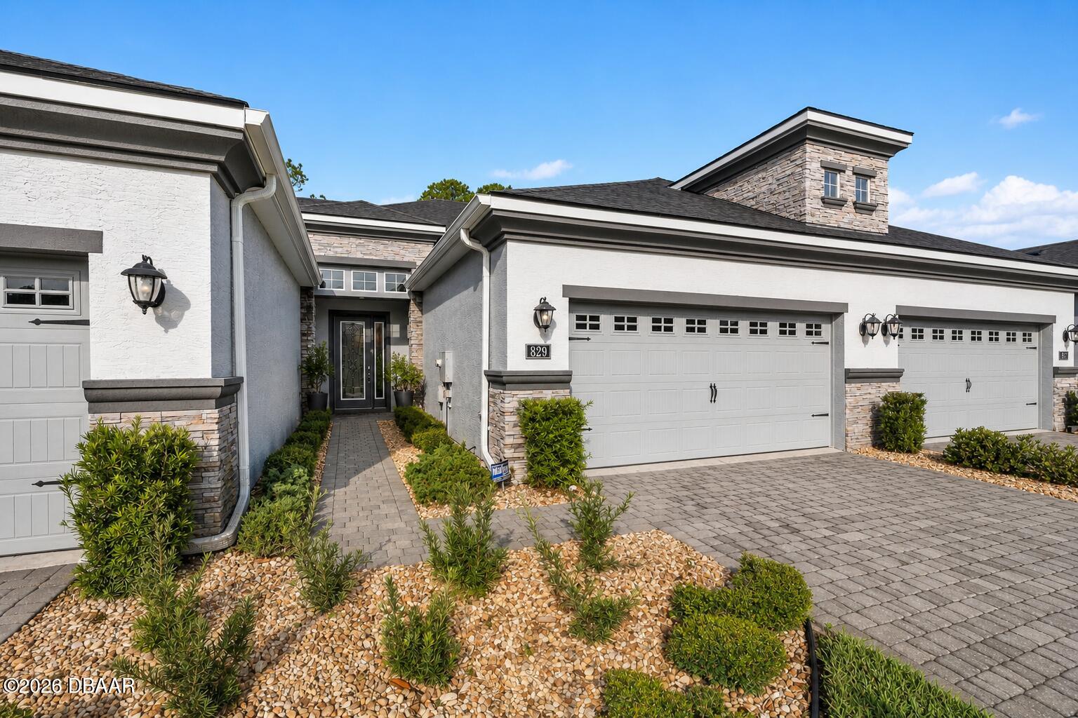 829 Pinewood Drive — photo