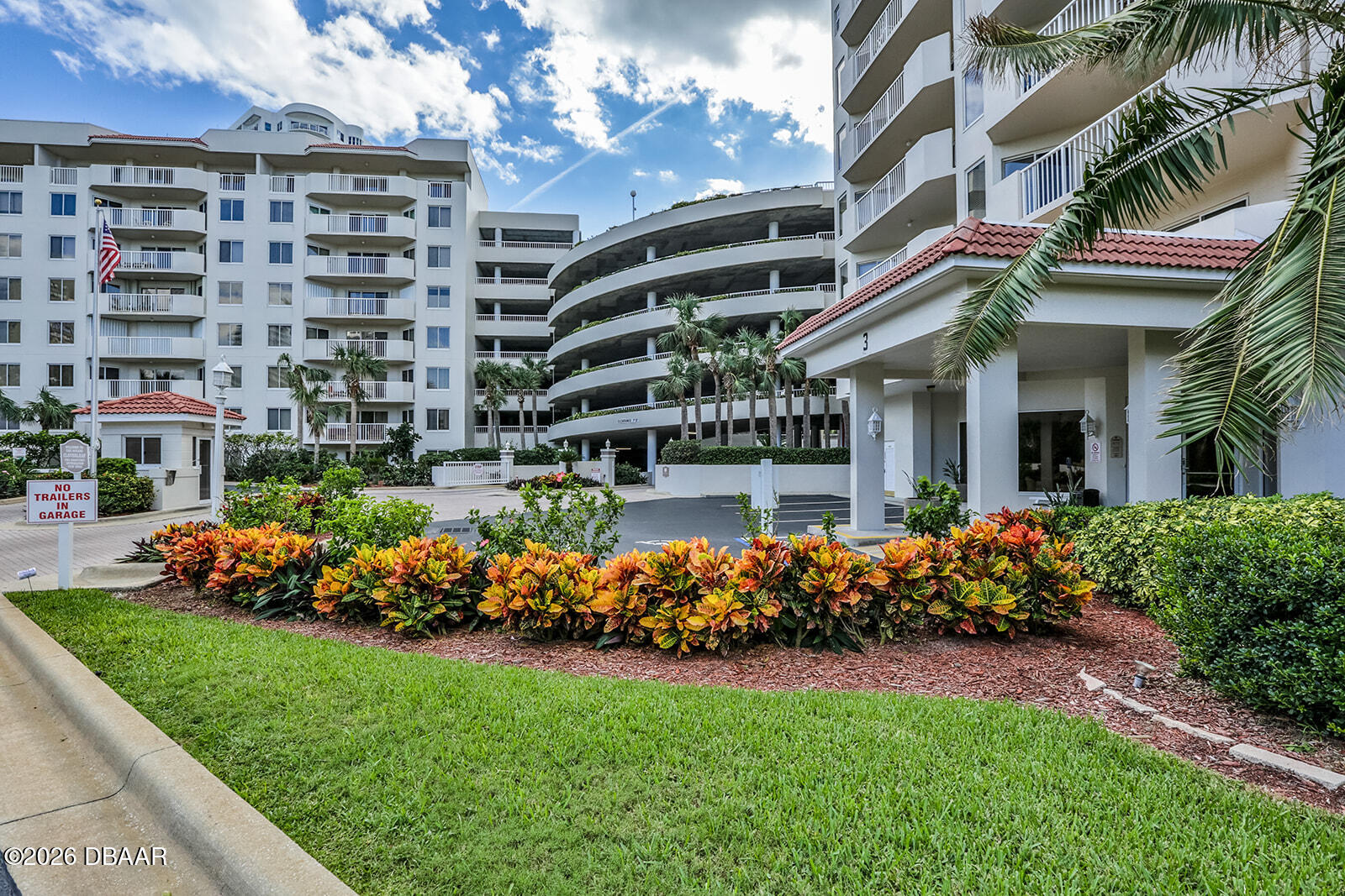 3 Oceans West Boulevard 7C1 — photo