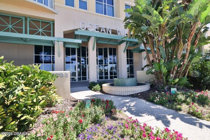 3703 S Atlantic Avenue 504 — photo