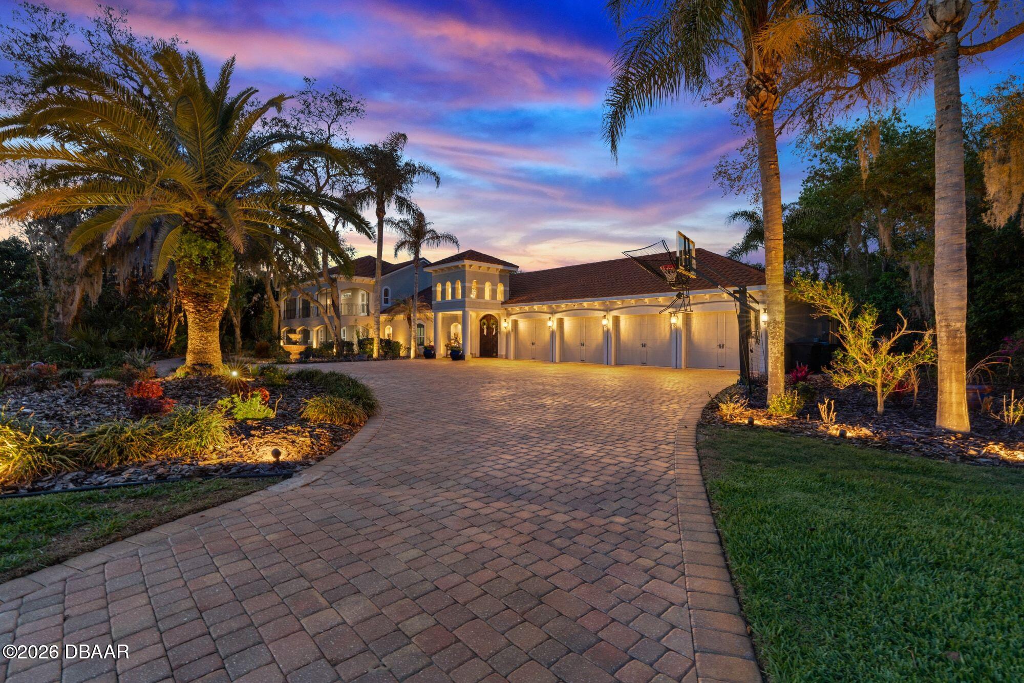 817 Hail Court — photo