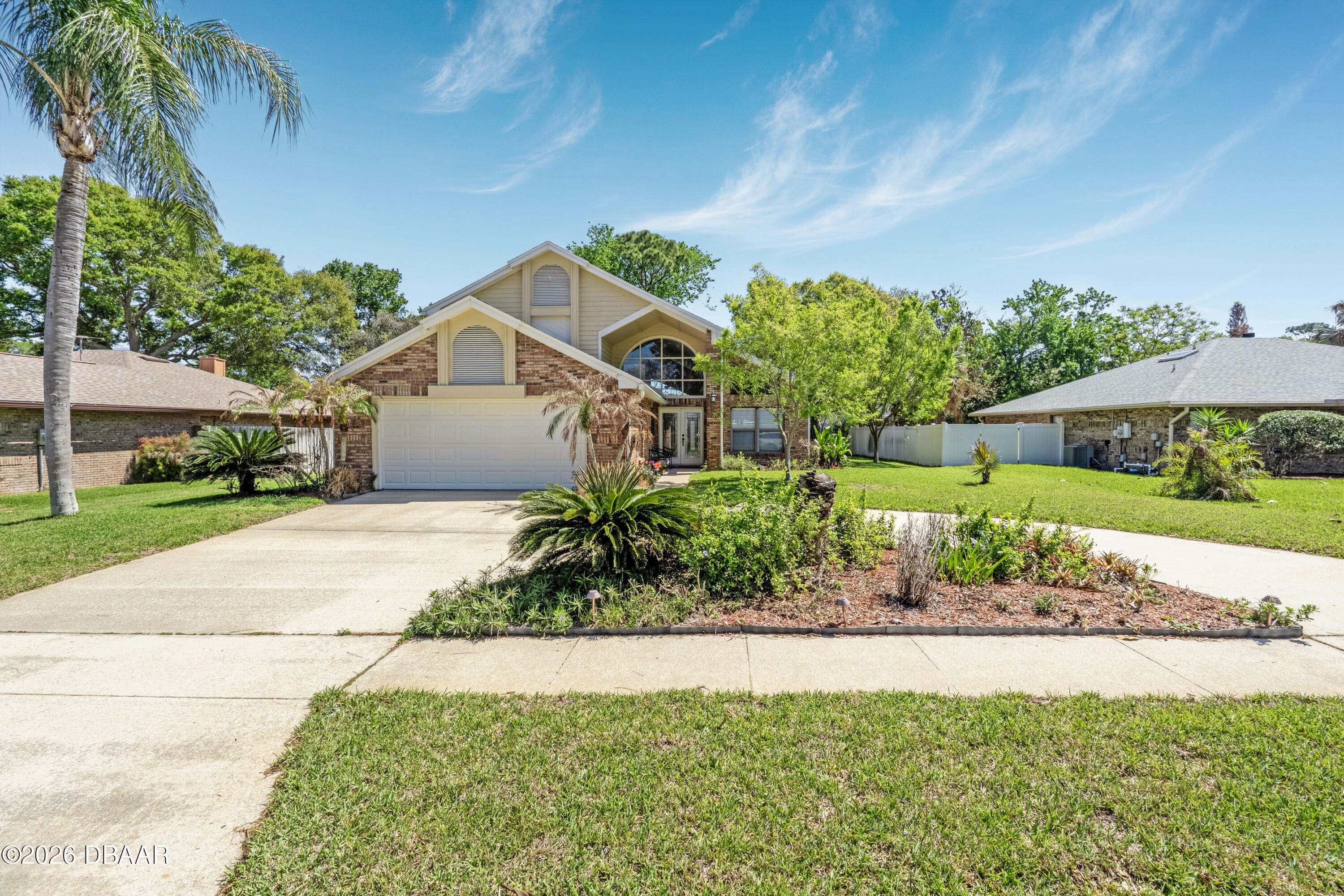 825 Clear Lake Drive — photo