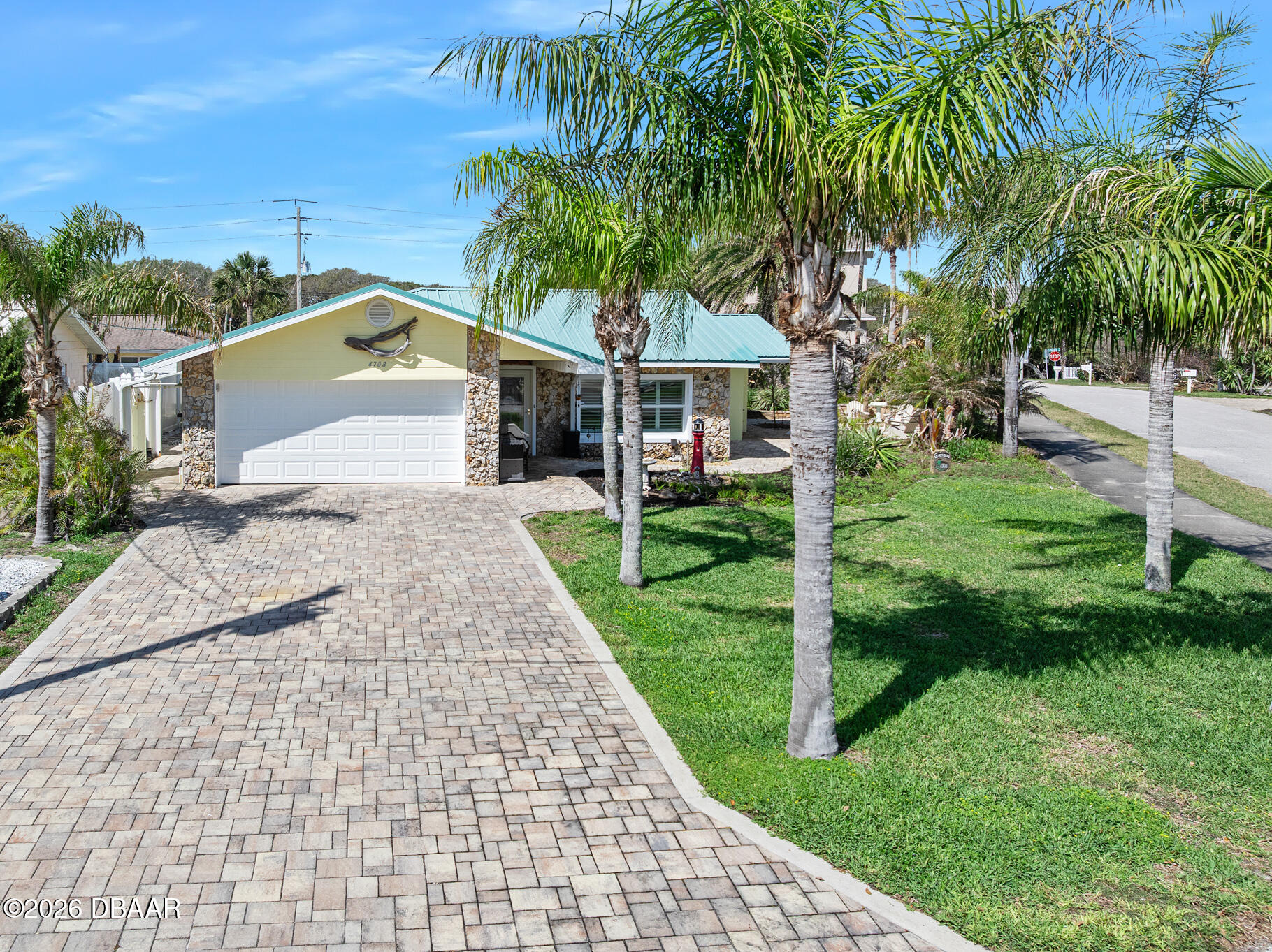 4708 Dixie Drive — photo