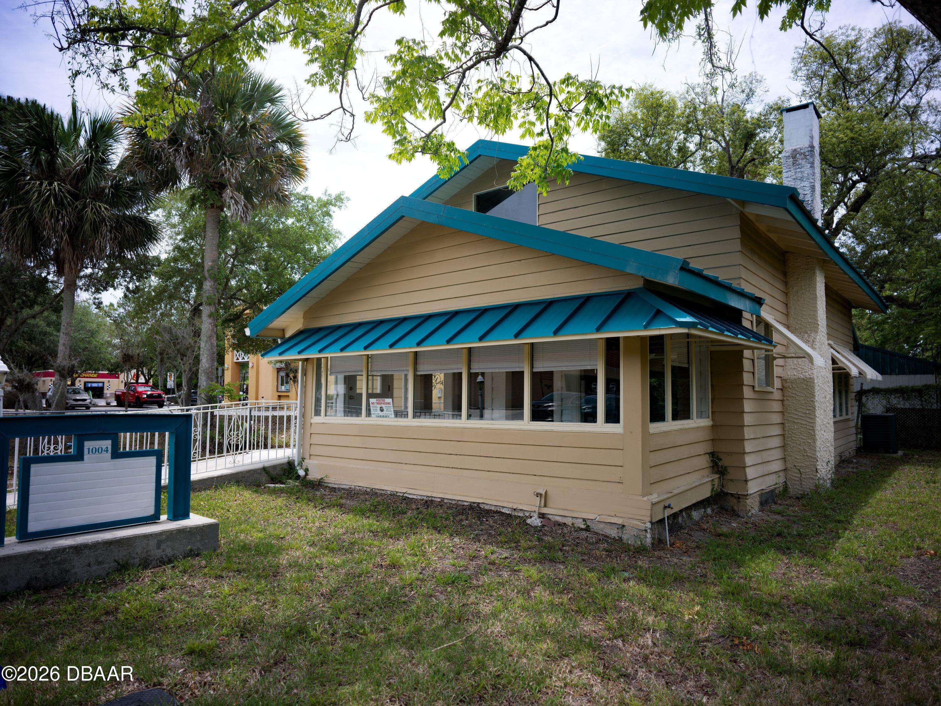 1004 W Talton Avenue — photo