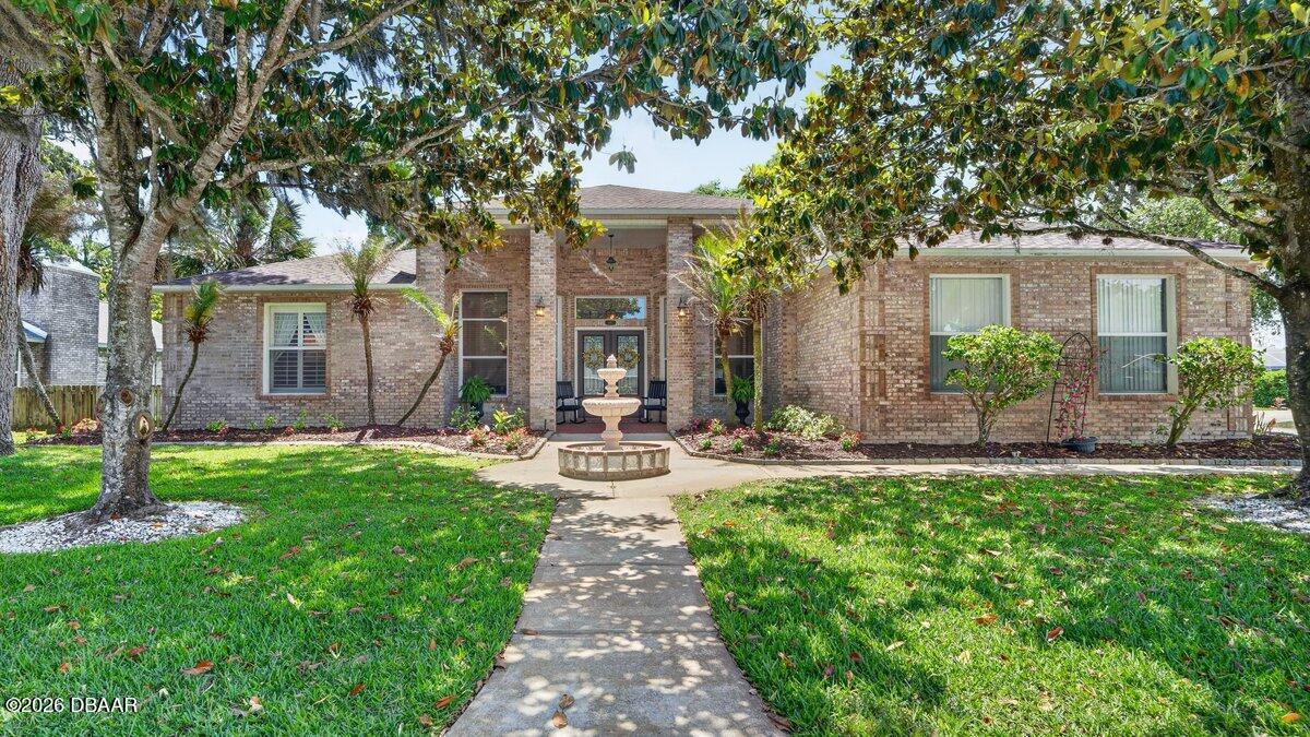 941 George Hecker Drive — photo