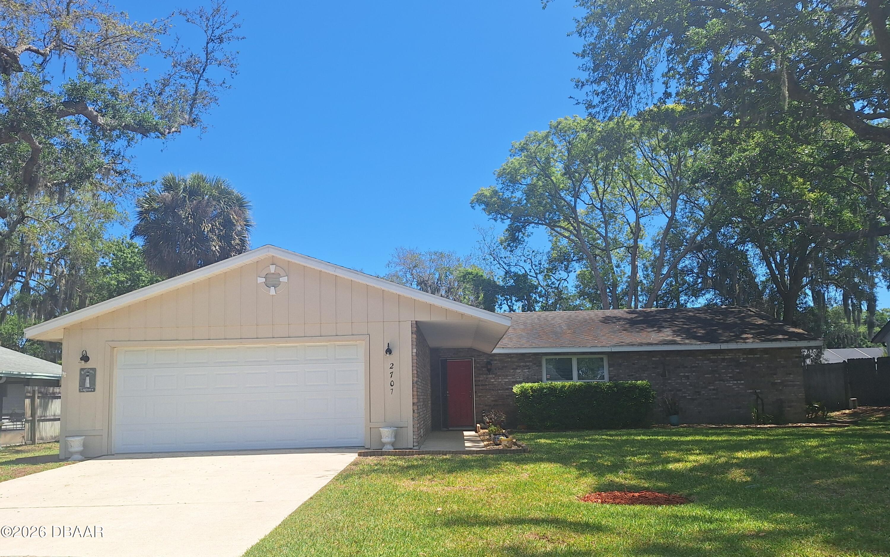 2707 Pine Tree Drive — photo