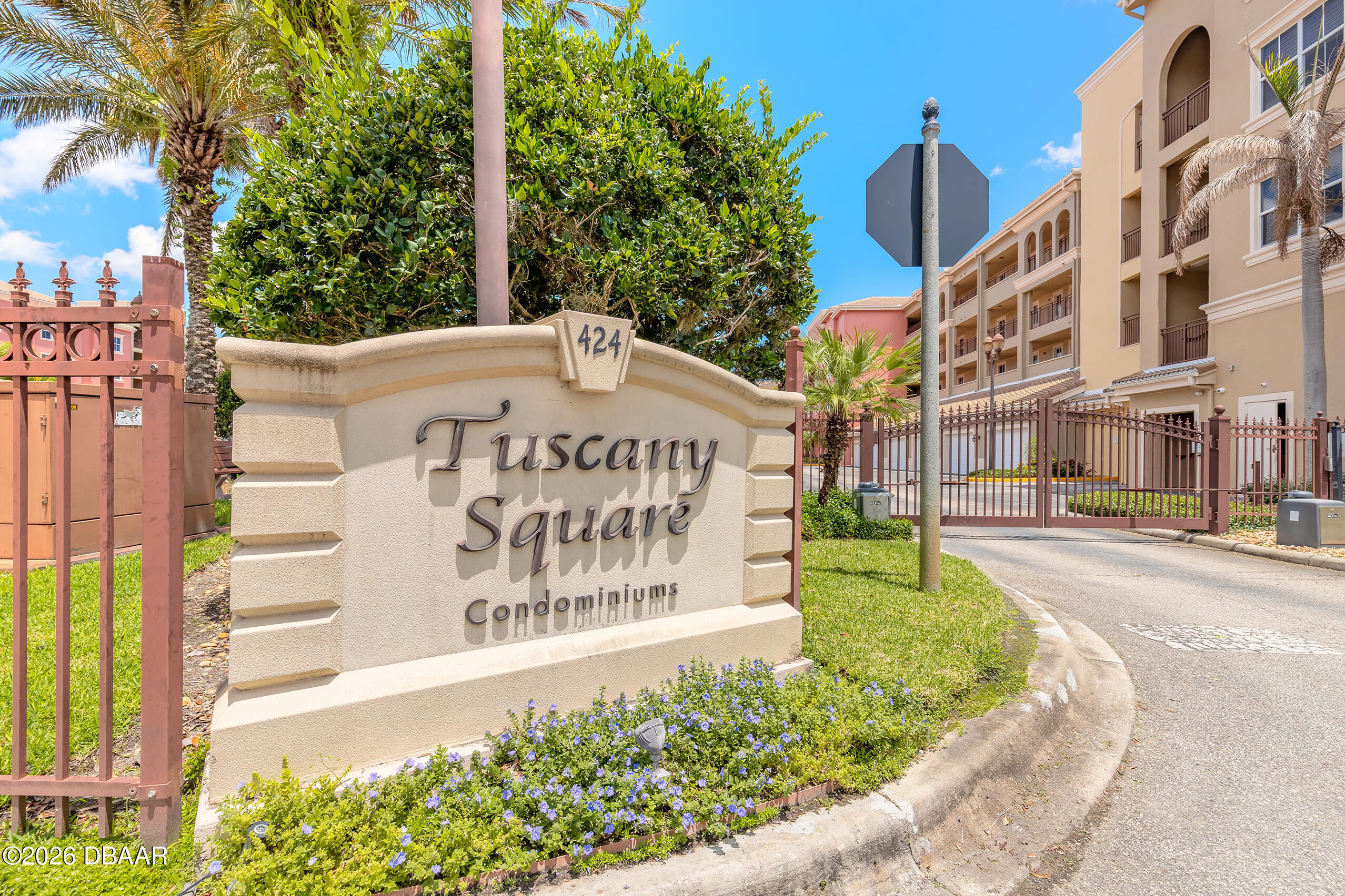 424 Luna Bella Lane 415 — photo