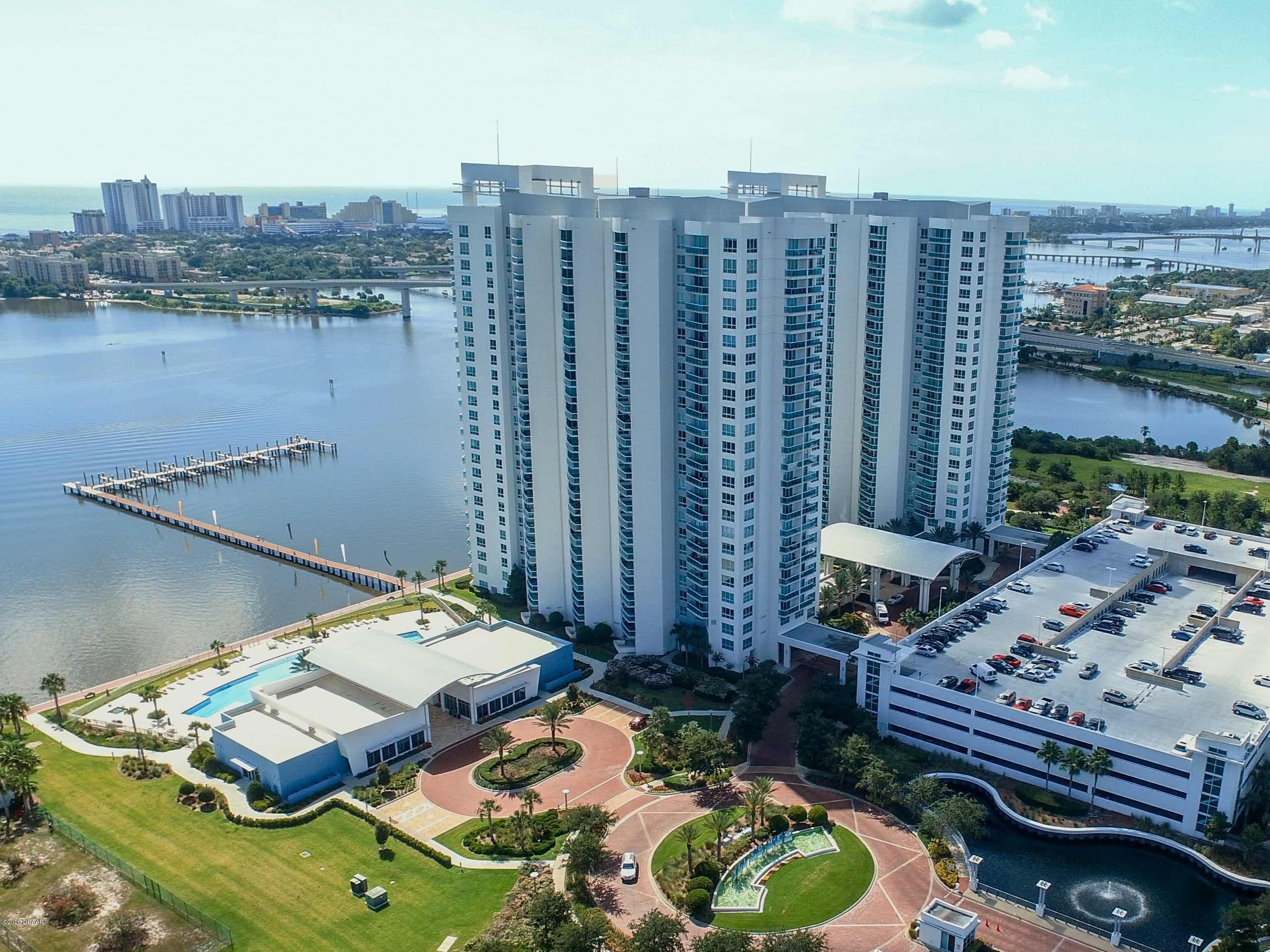 241 Riverside Drive 2204 — photo