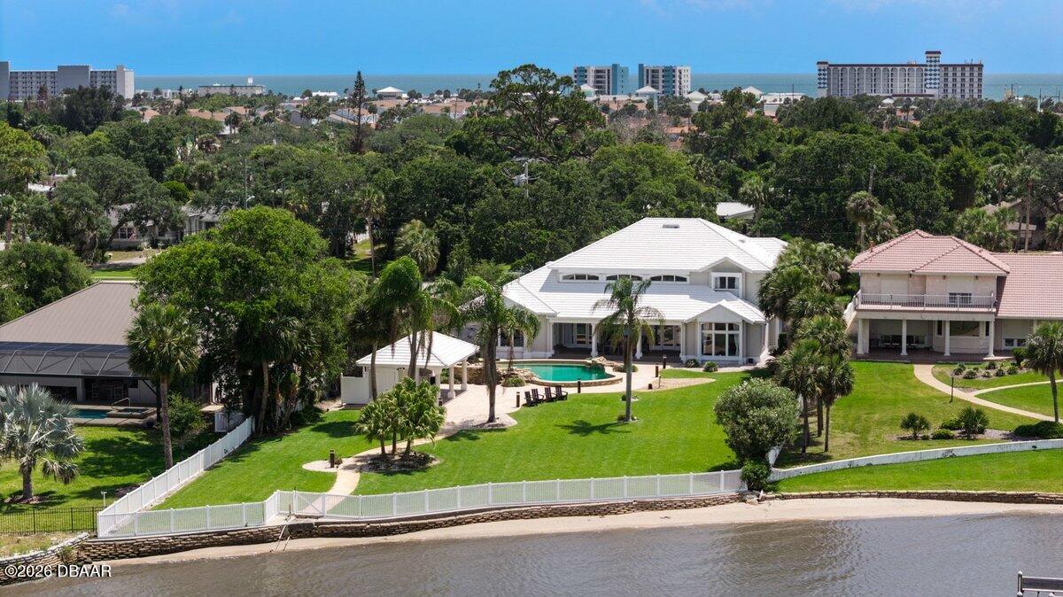 626 Riverside Drive — photo