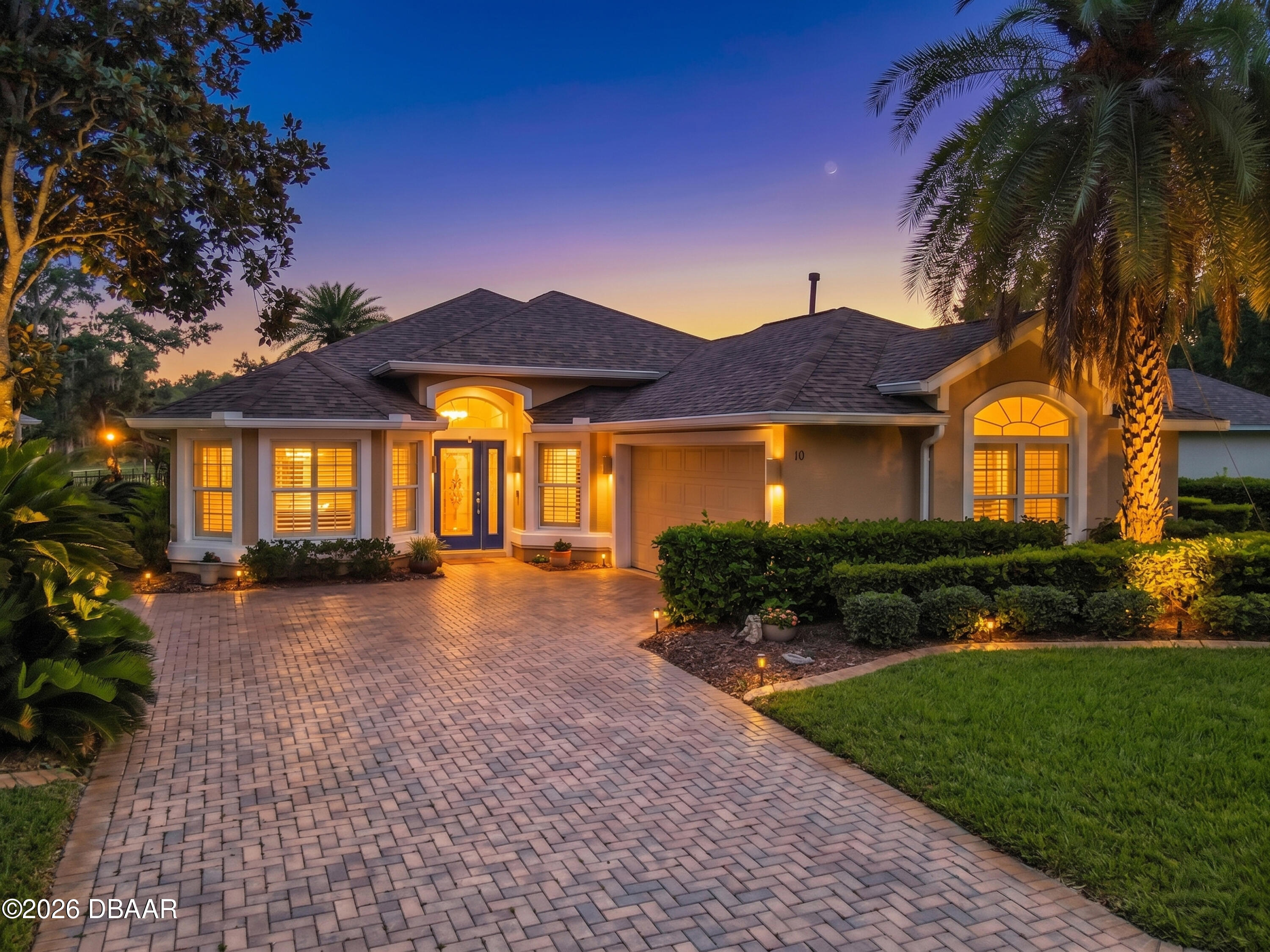 10 Acclaim At Lionspaw — photo