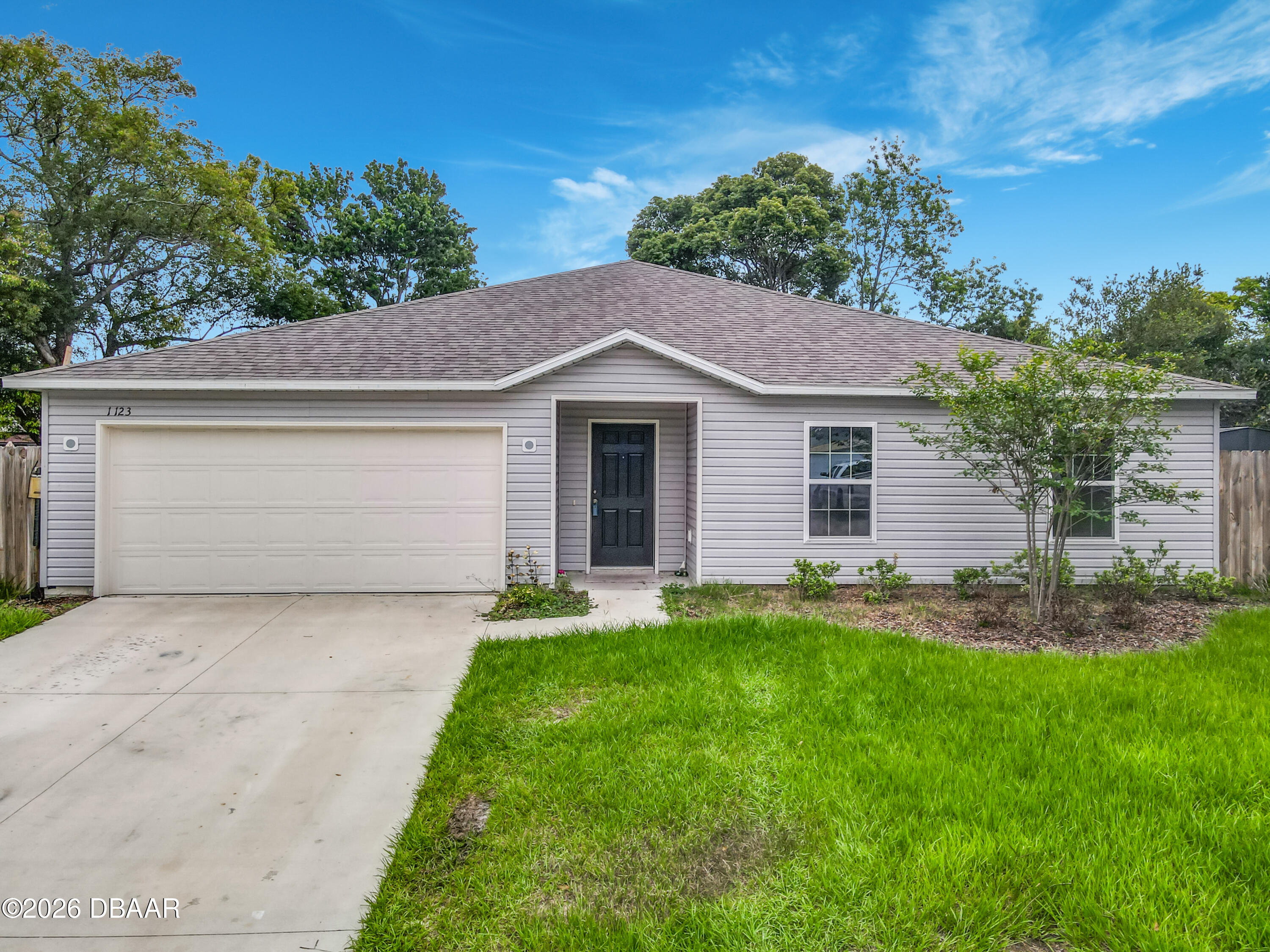 1123 Viking Drive — photo