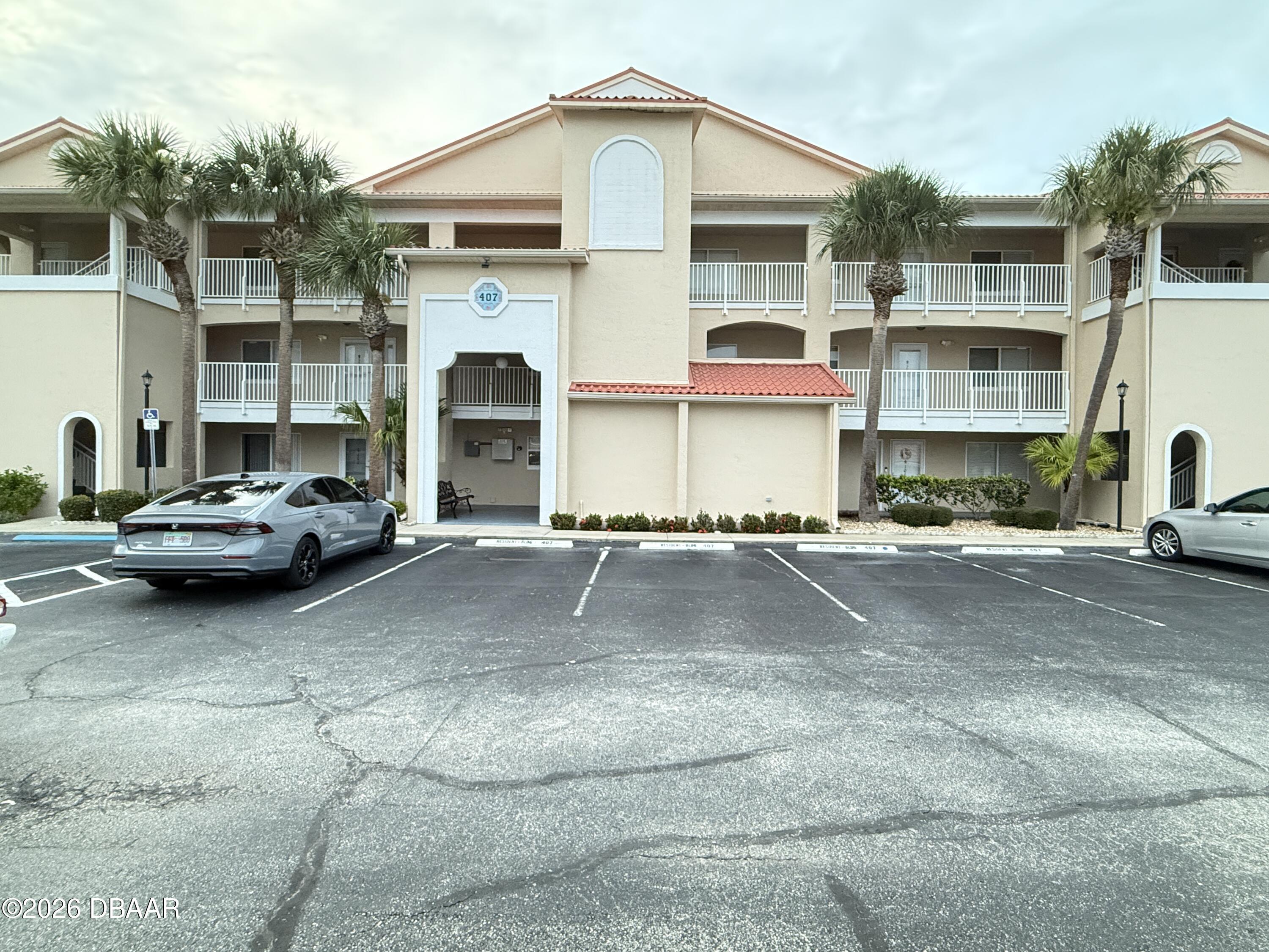 407 Bouchelle Drive 303 — photo