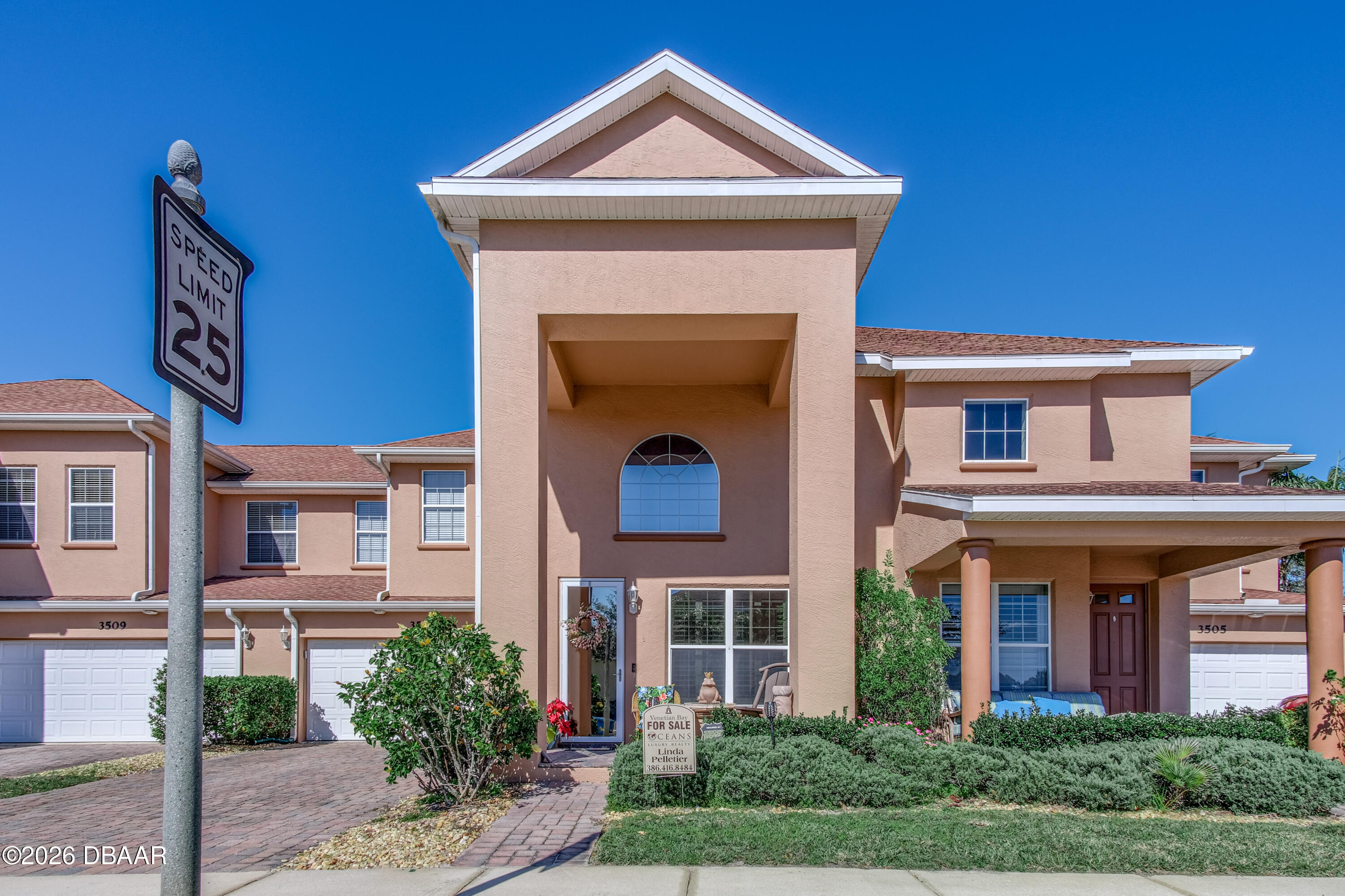 3507 SE Casalta Circle — photo