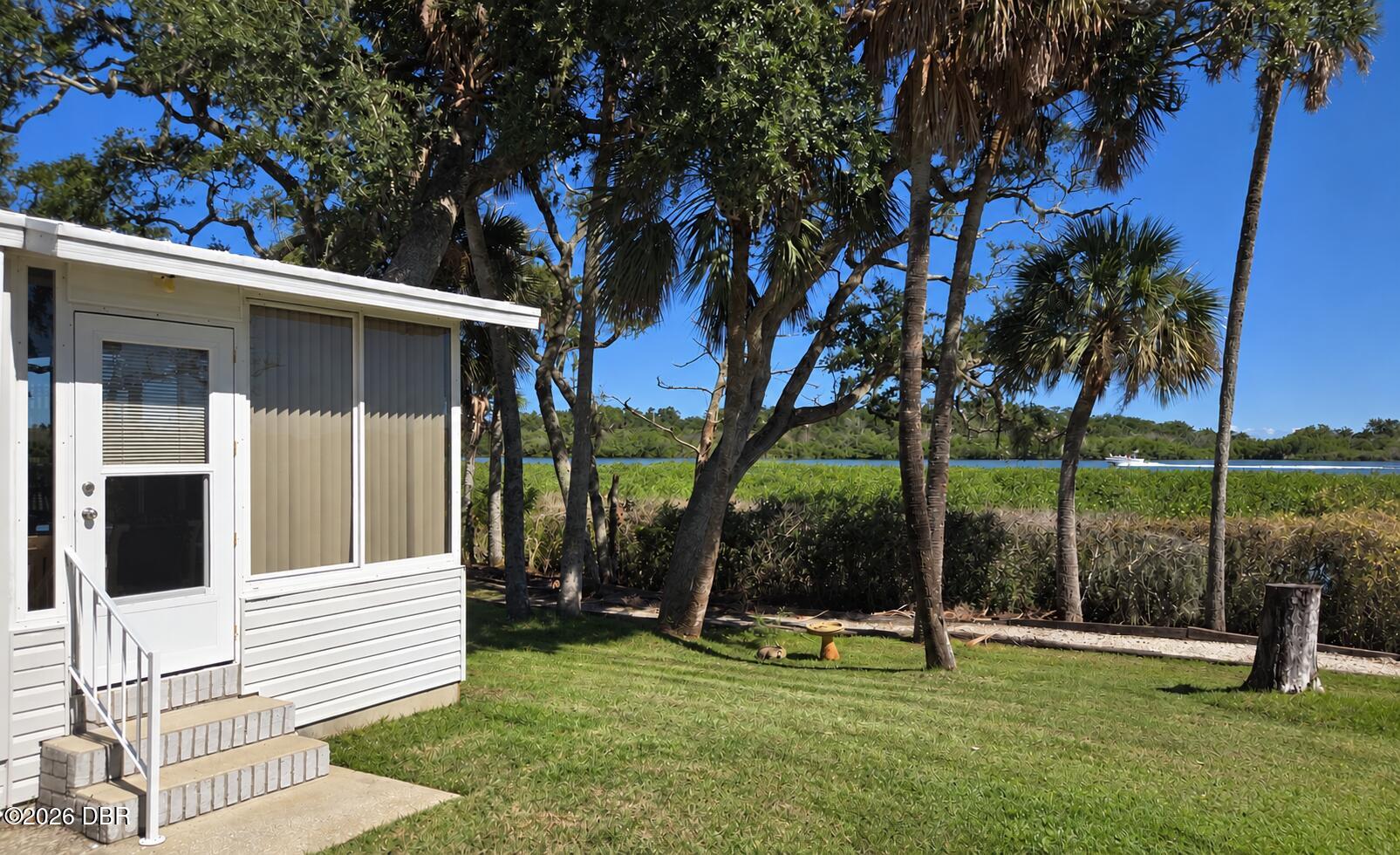 735 Navigators Way — photo