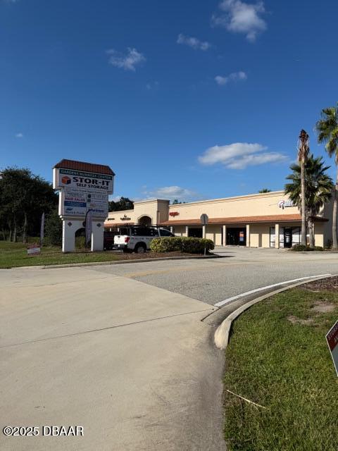 1457 N US Highway 1 22 — photo
