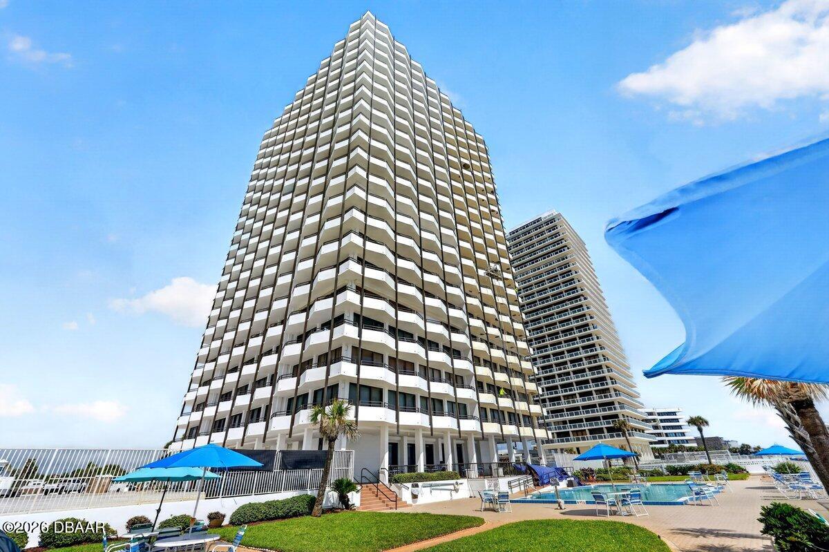 2900 N Atlantic Avenue 1006 — photo