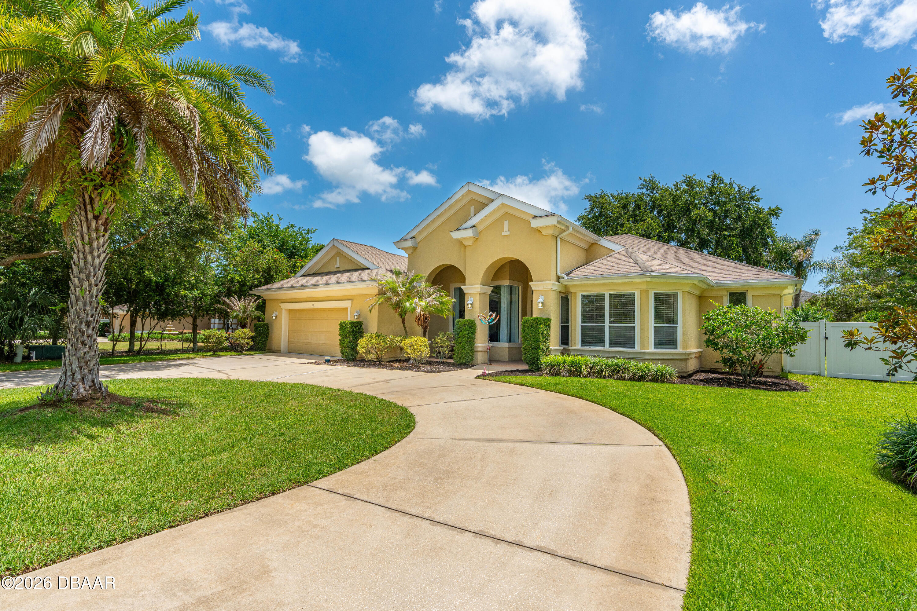 15 Deep Woods Way — photo