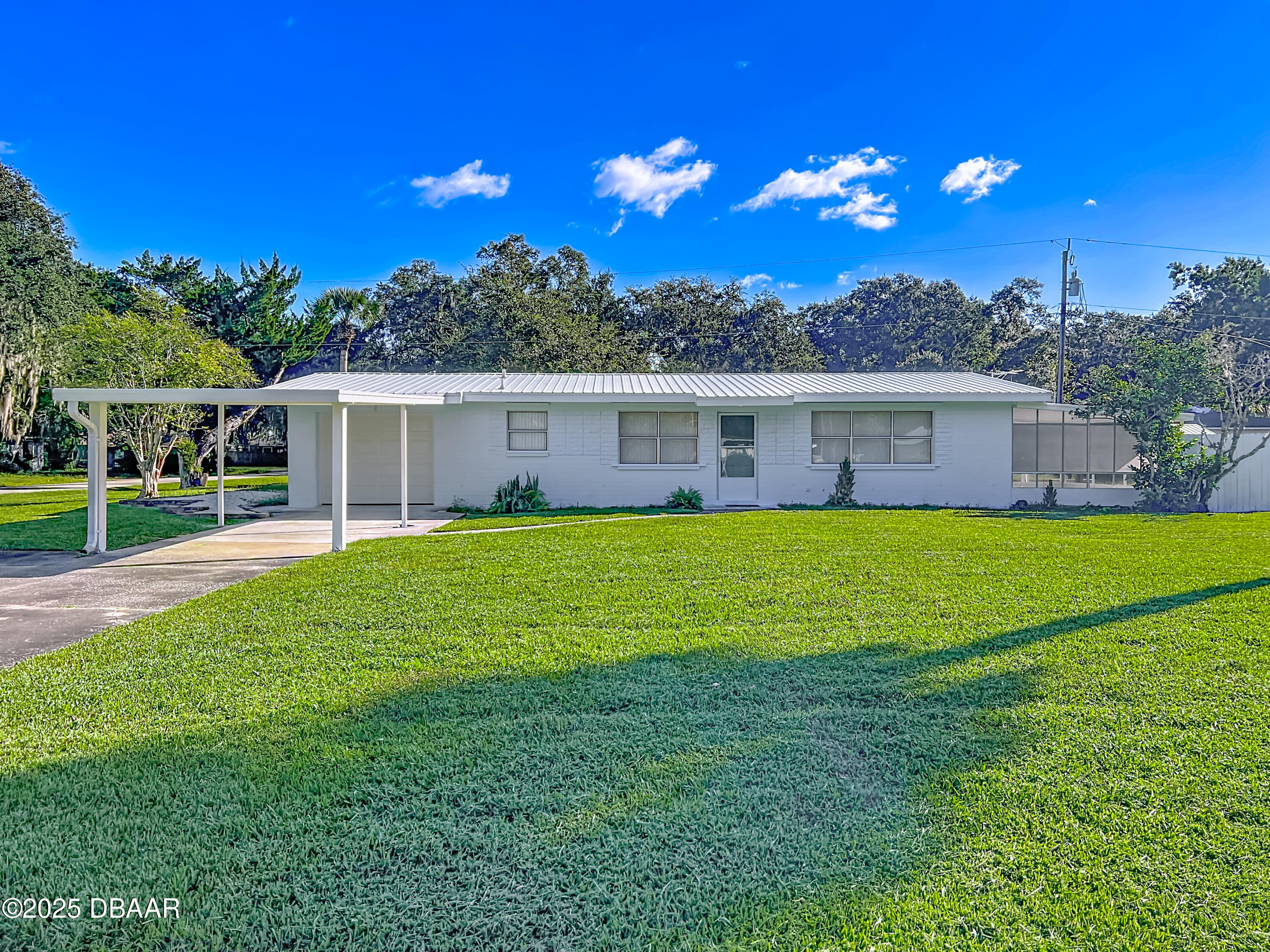 1401 Orange Tree Drive — photo