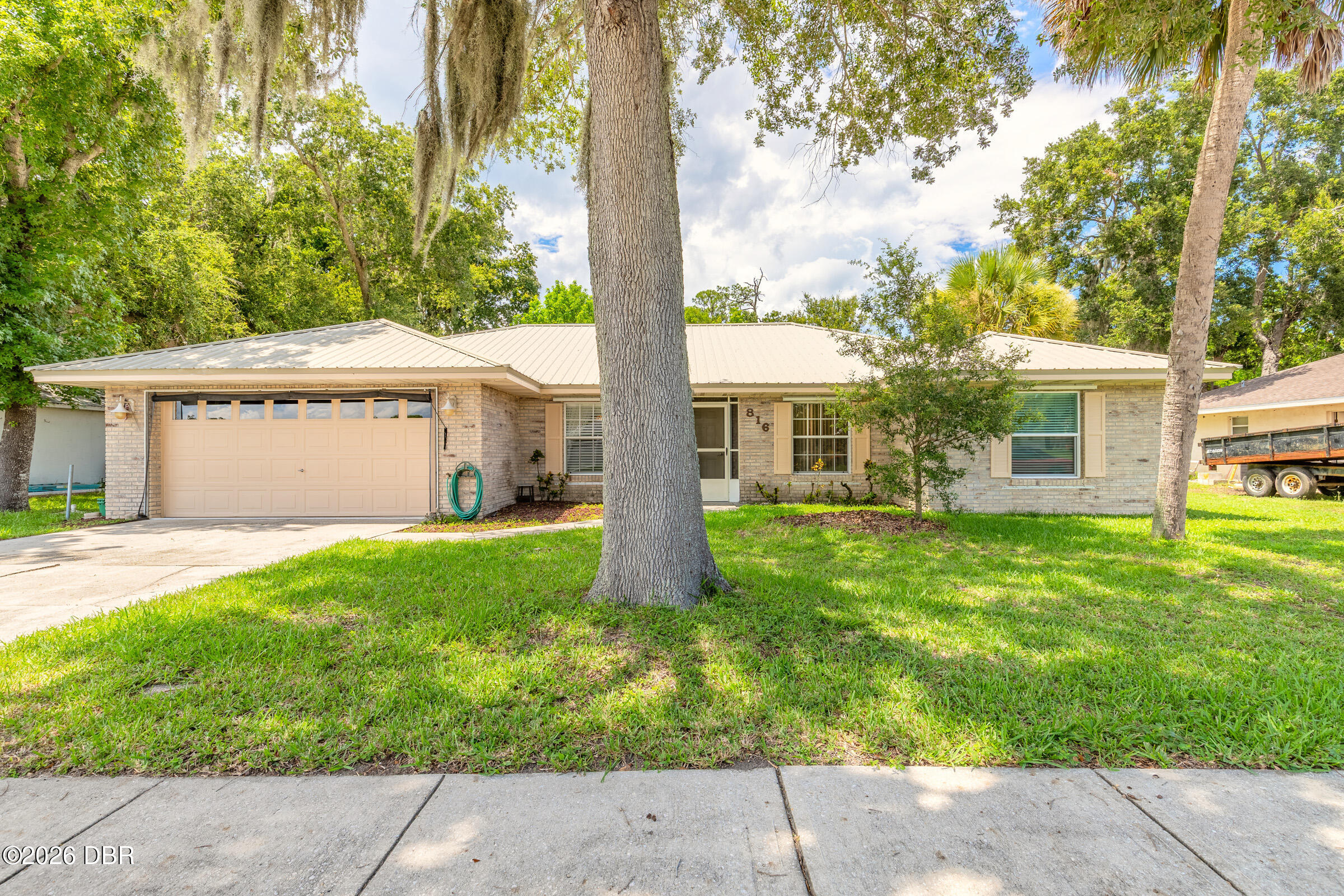 816 Iron Horse Road — photo
