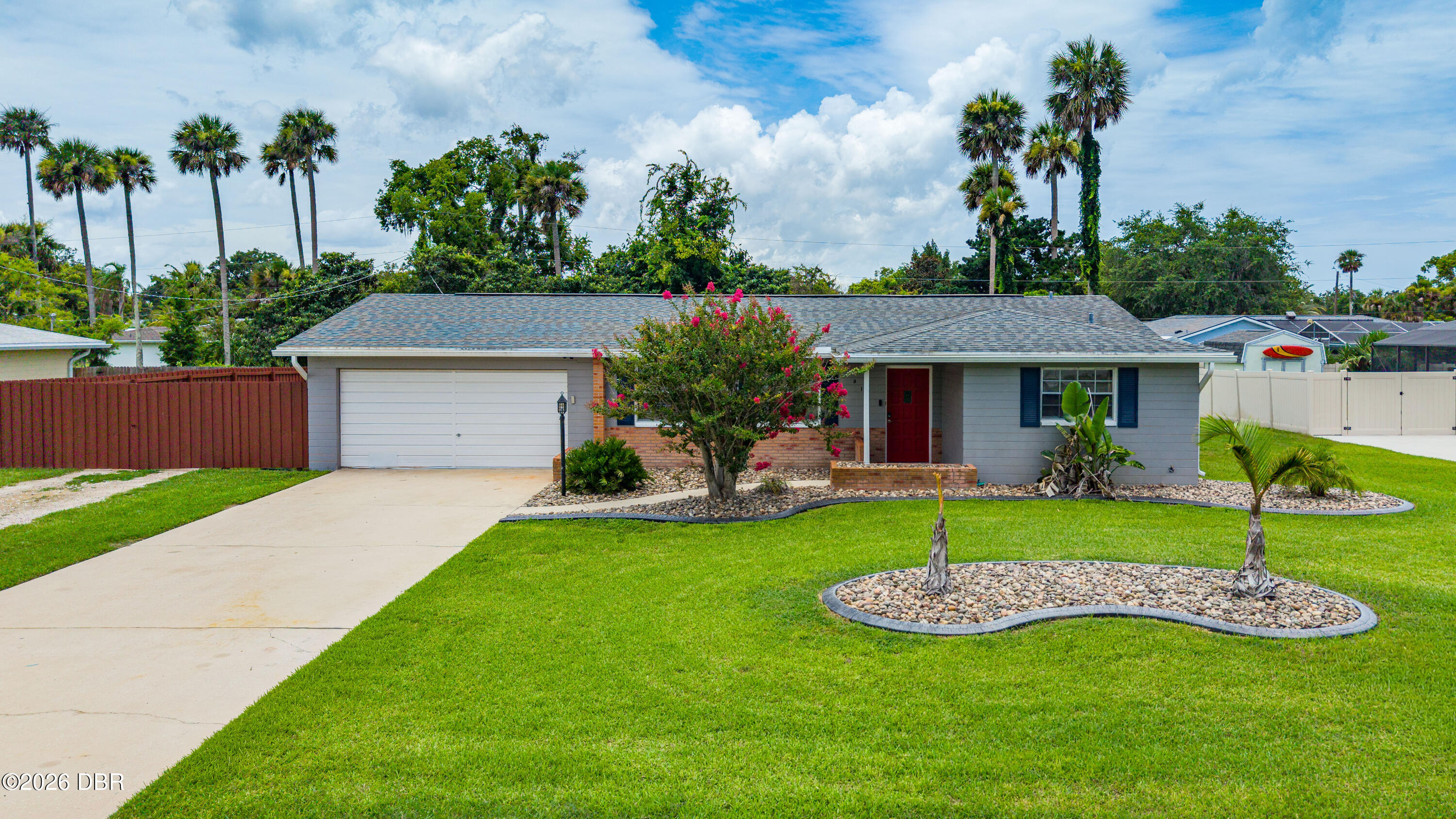 918 Wells Drive — photo