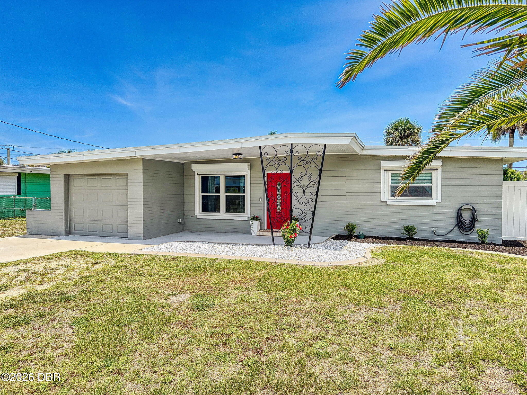 3607 Surfside Terrace — photo