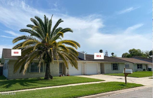911 New Castle Court — photo