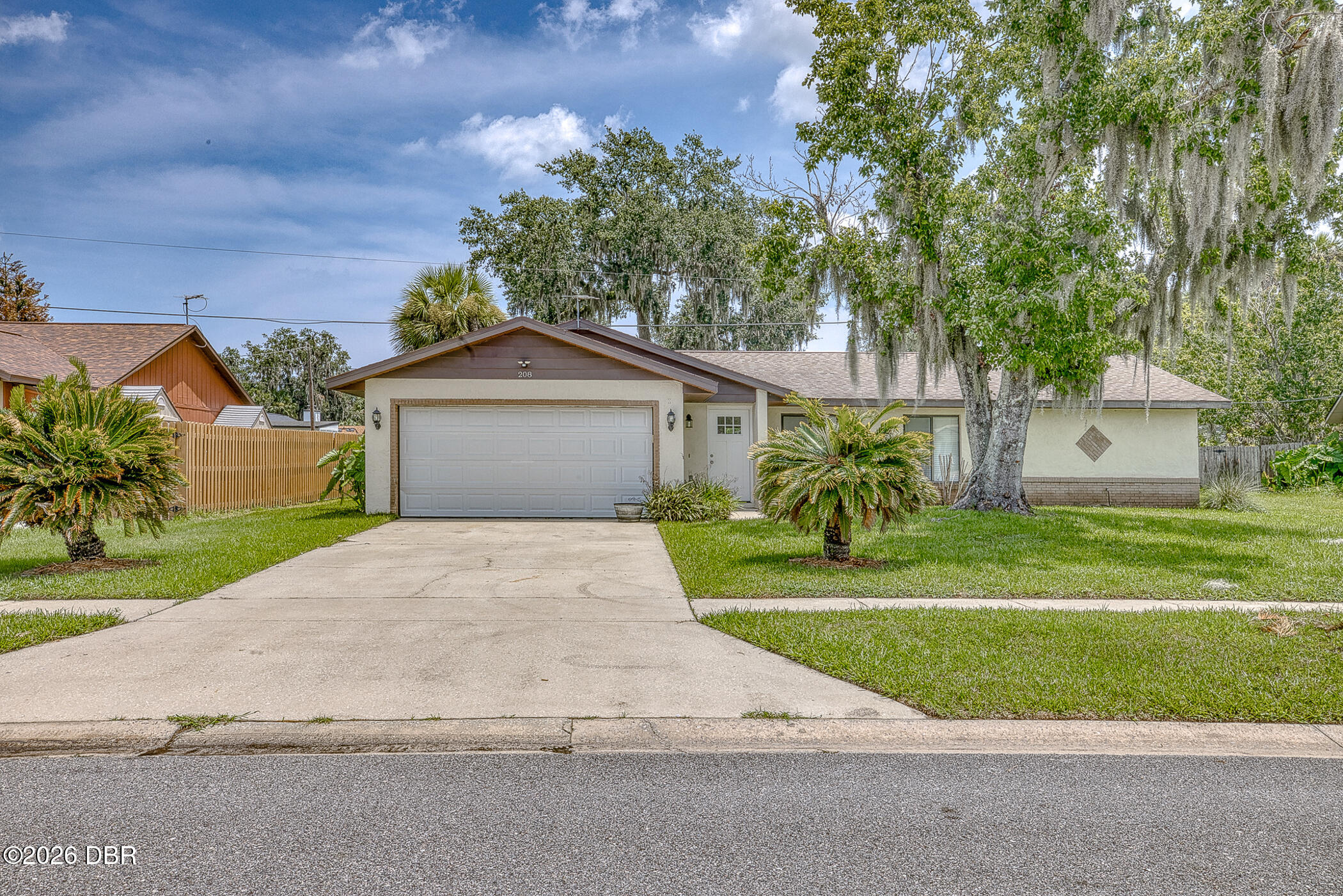 208 Avon Court — photo
