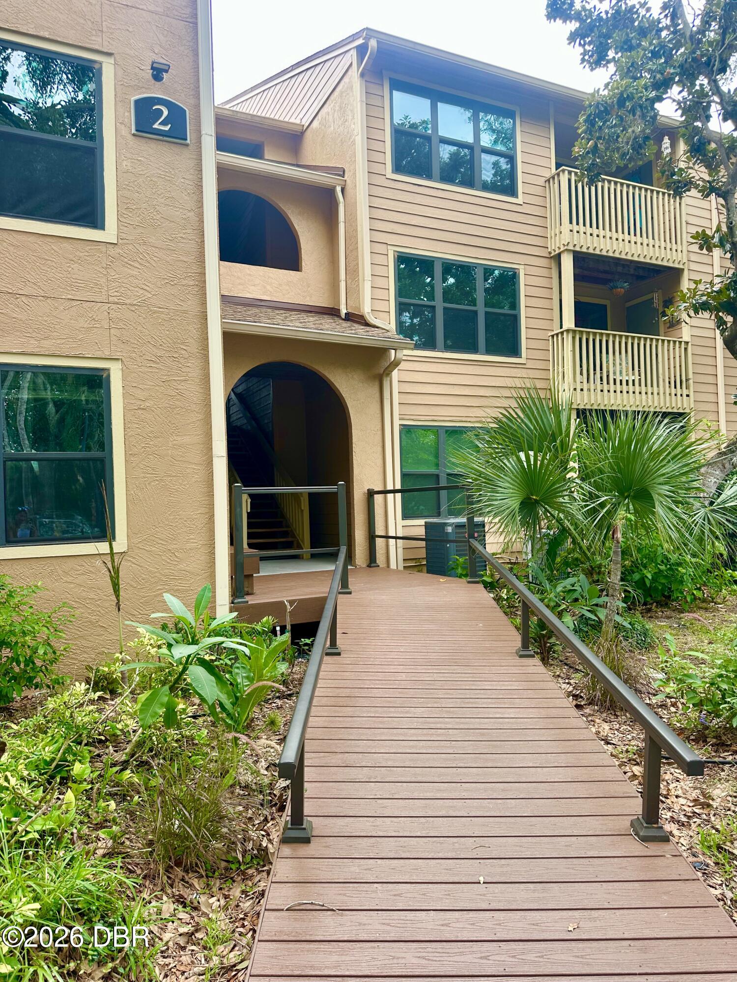 1401 S Palmetto Avenue 207 — photo
