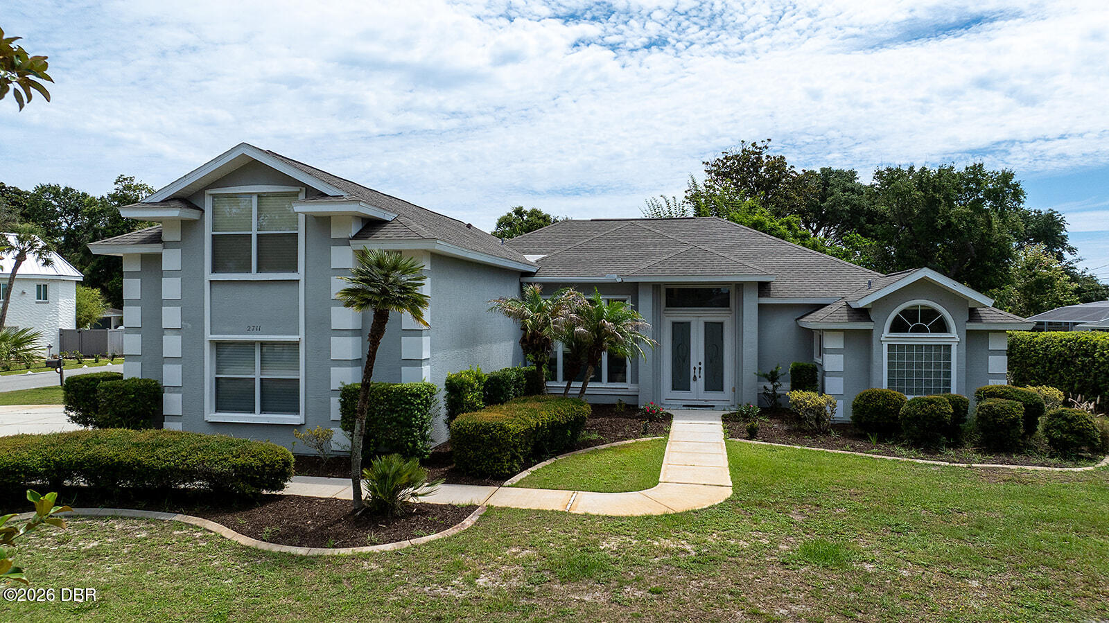 2711 John Anderson Drive — photo