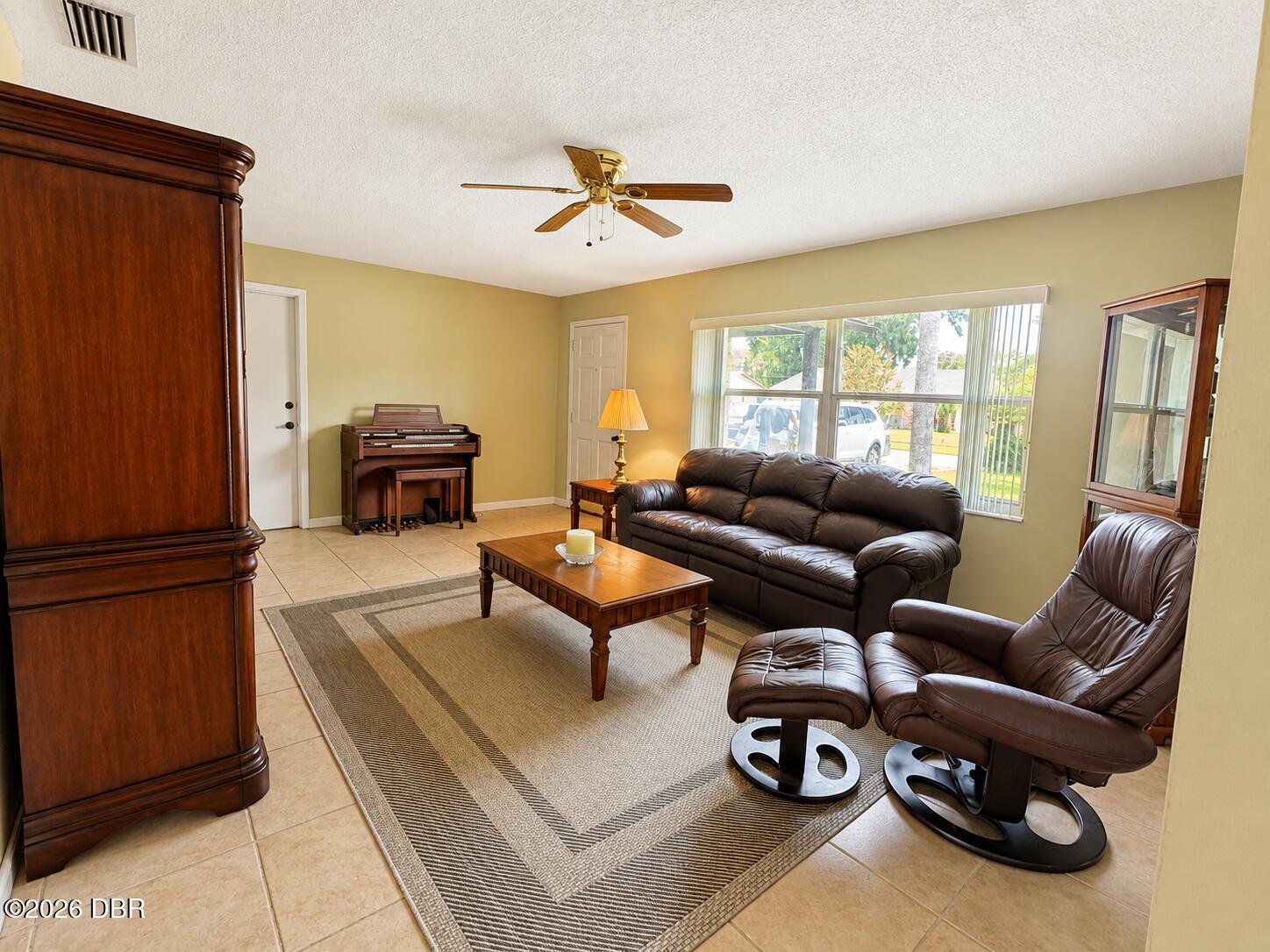 49 Laurel Oaks Circle, Ormond Beach, FL 32174 — photo 2