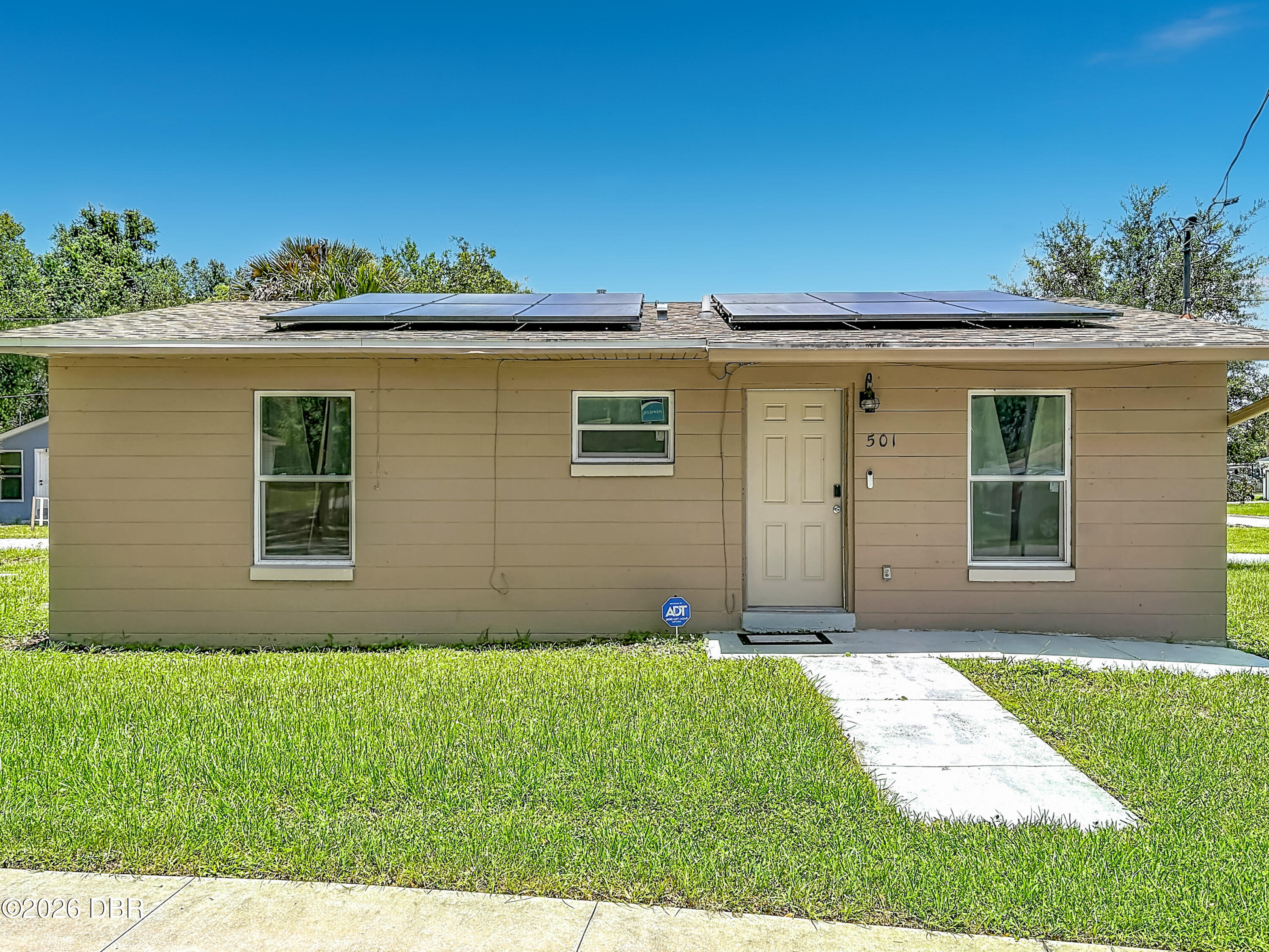 501 W Lisbon Parkway — photo