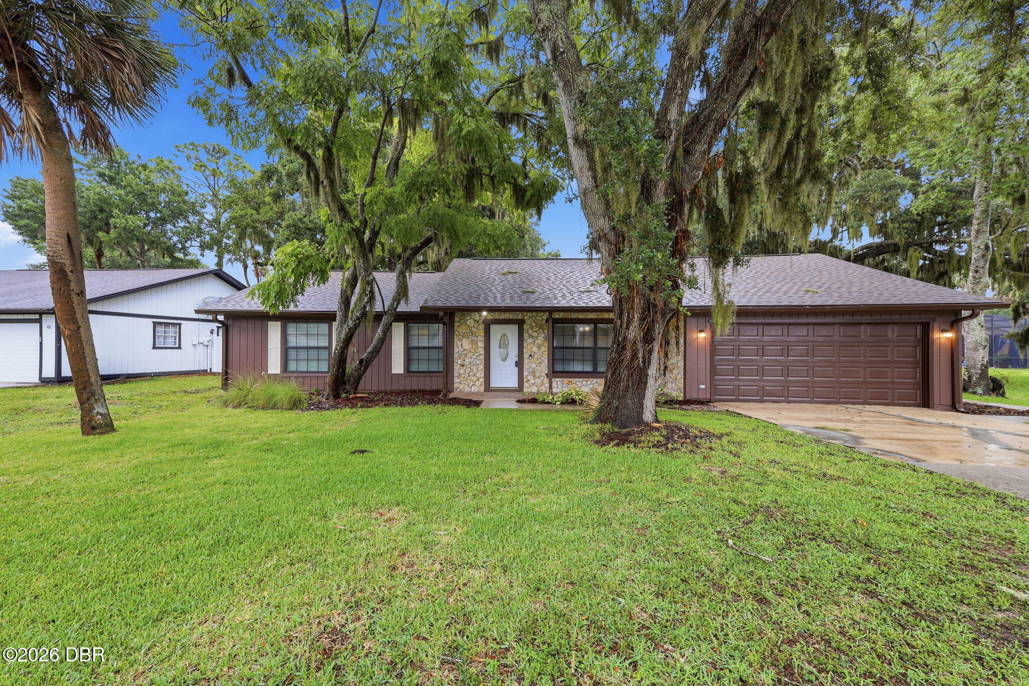 483 Spruceview Drive — photo