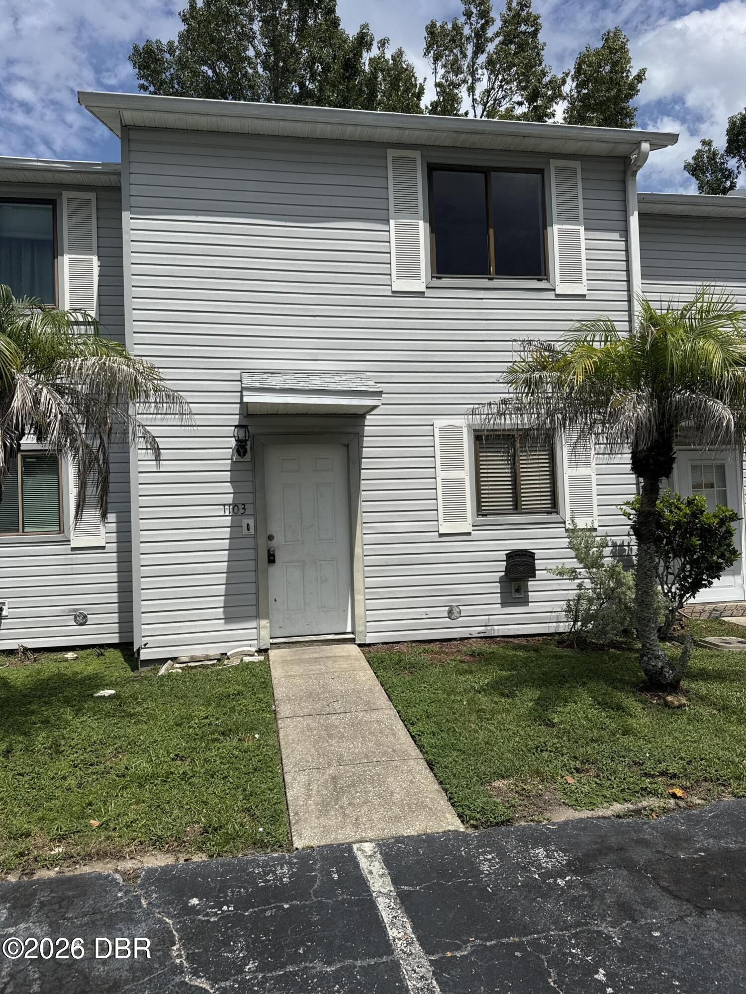1103 Deer Springs Road — photo
