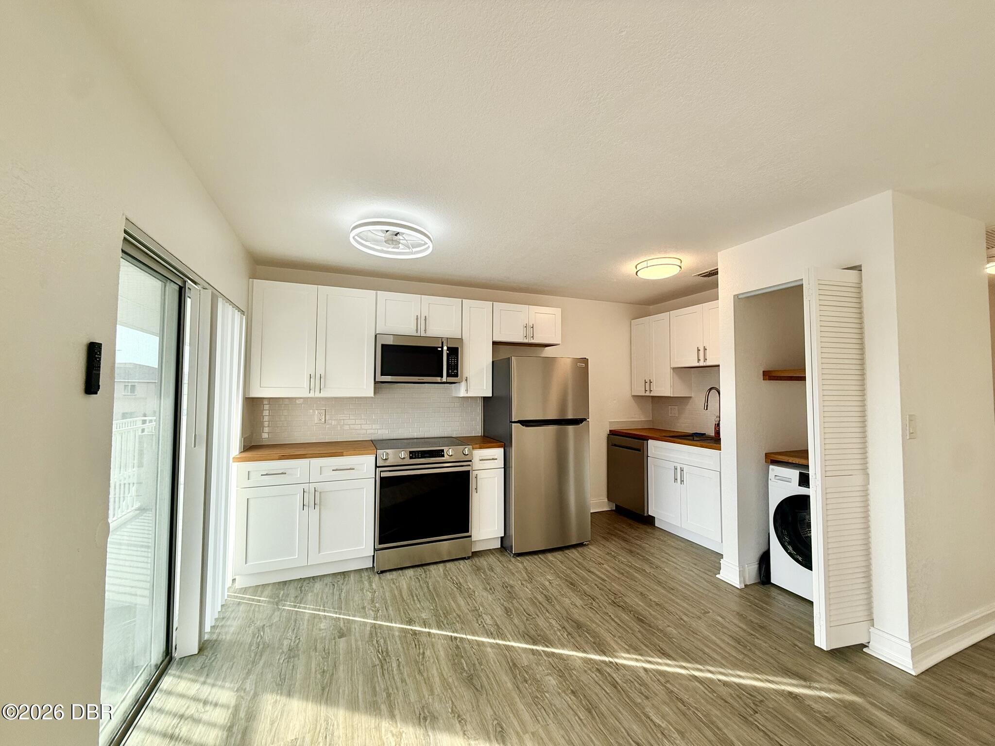 436 Auburn Drive 202 — photo