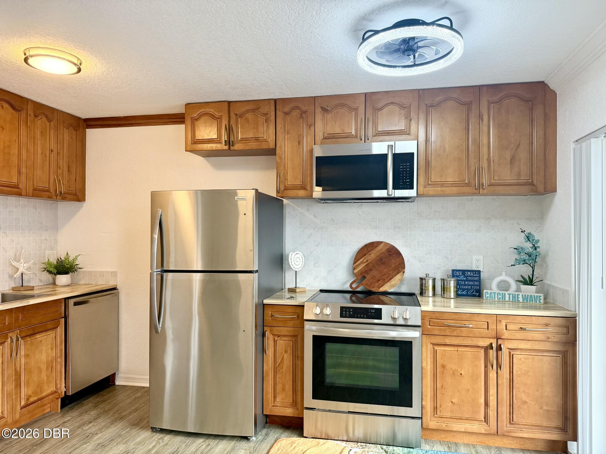 436 Auburn Drive 203 — photo
